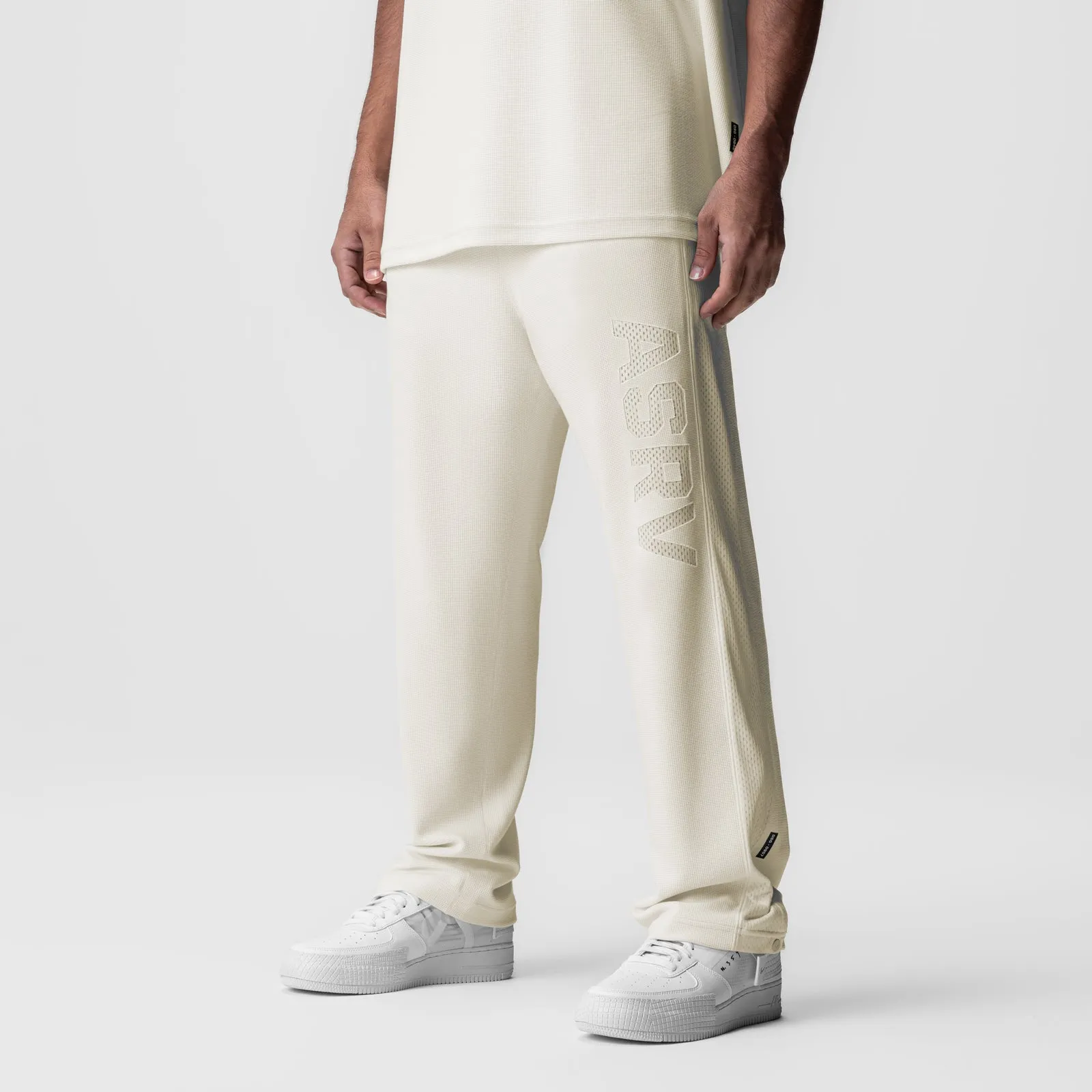 0957. Waffle Knit Relaxed Sweatpant - Cream