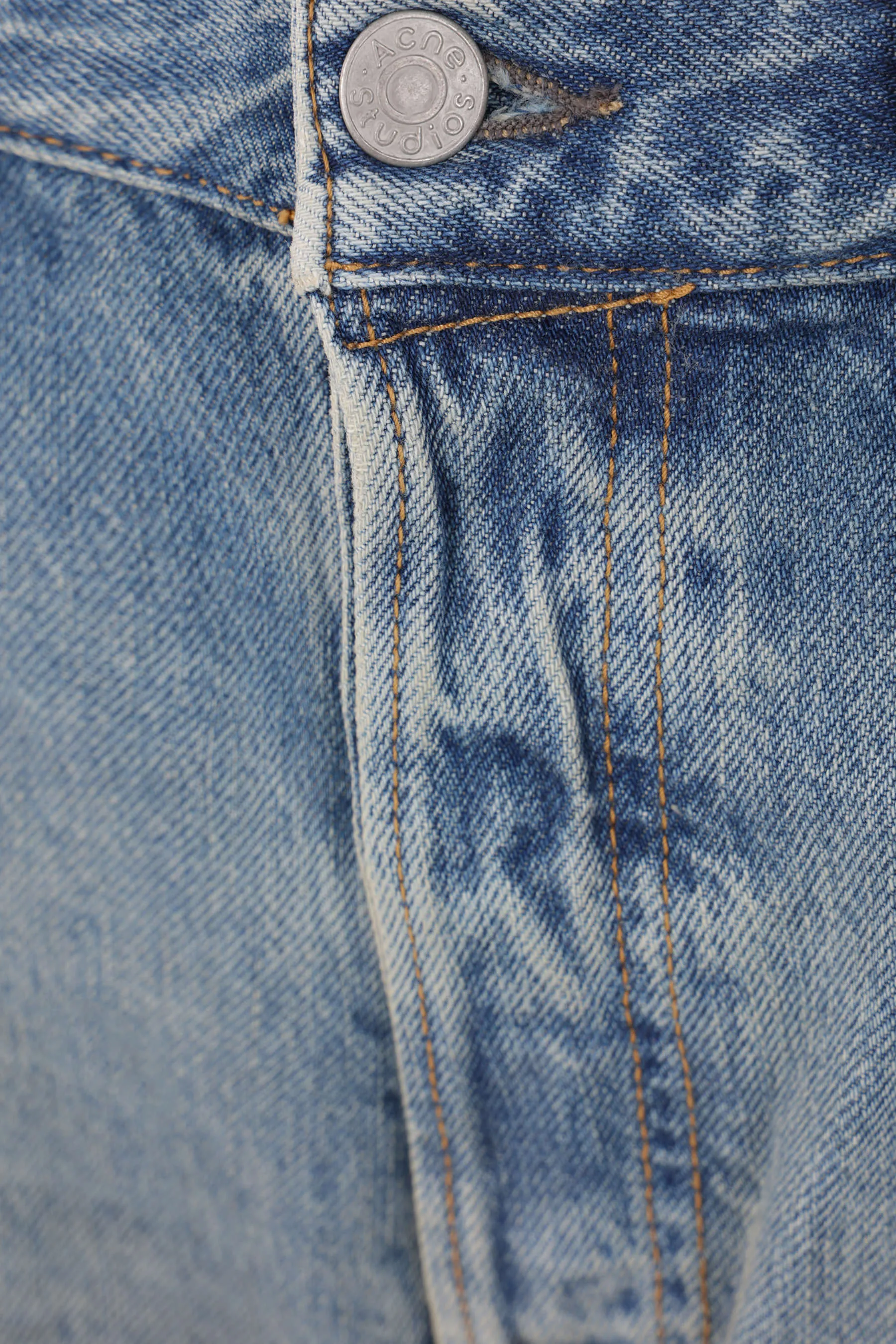 2021 loose-fit denim jeans
