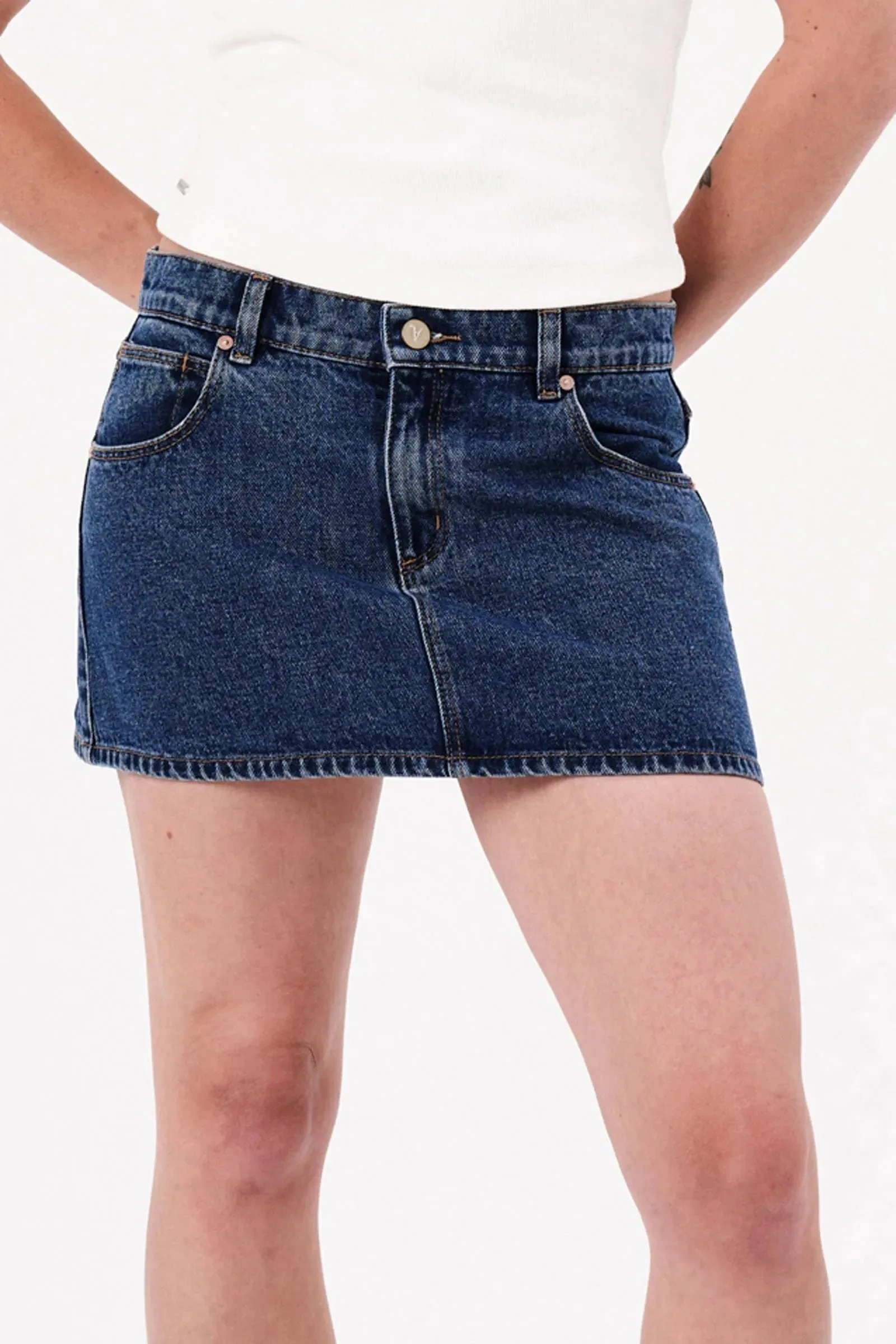 99 Low Skirt Bella