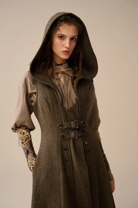 Formal Look Patricia 21| hooded corset wool dress