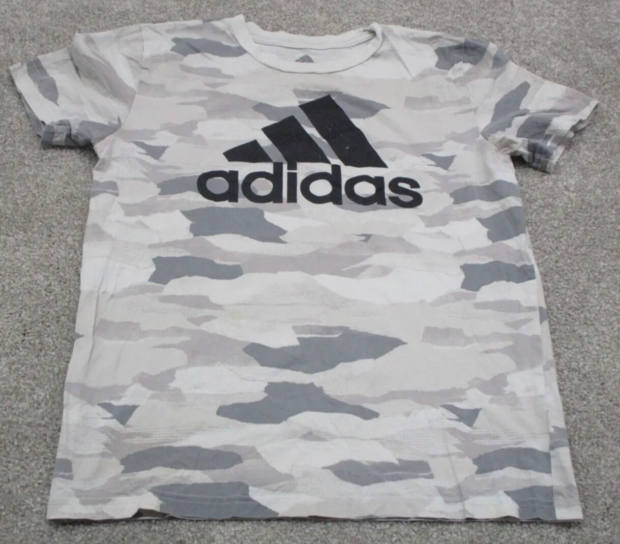 Adidas Camouflages Sports T- Shirt Boys Medium Multicolor Sports Logo T-Shirt
