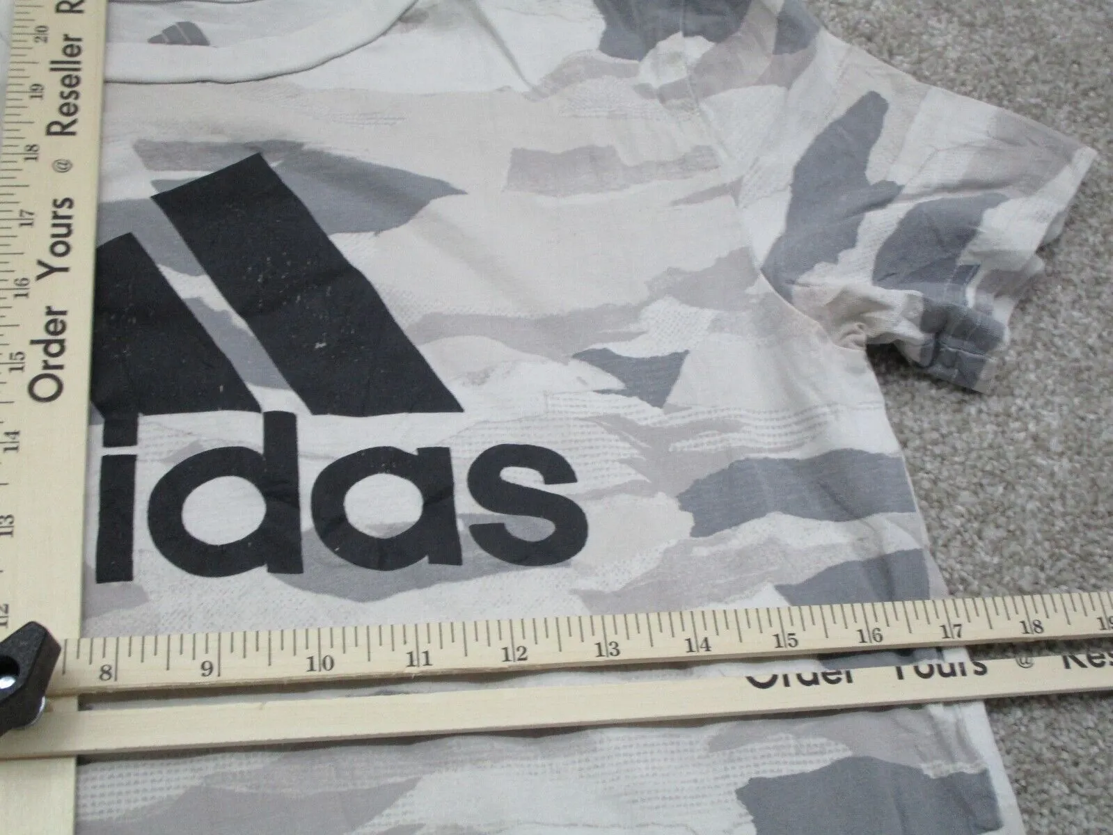 Adidas Camouflages Sports T- Shirt Boys Medium Multicolor Sports Logo T-Shirt