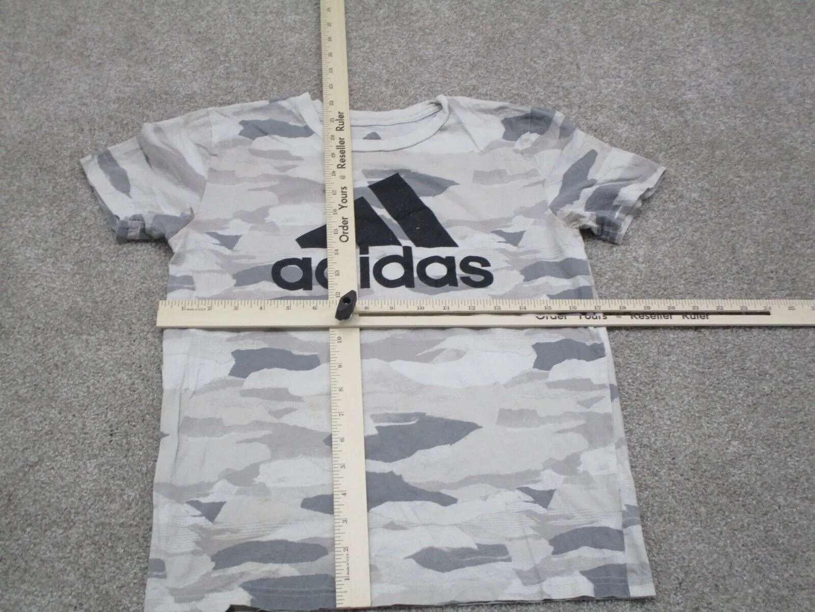 Adidas Camouflages Sports T- Shirt Boys Medium Multicolor Sports Logo T-Shirt