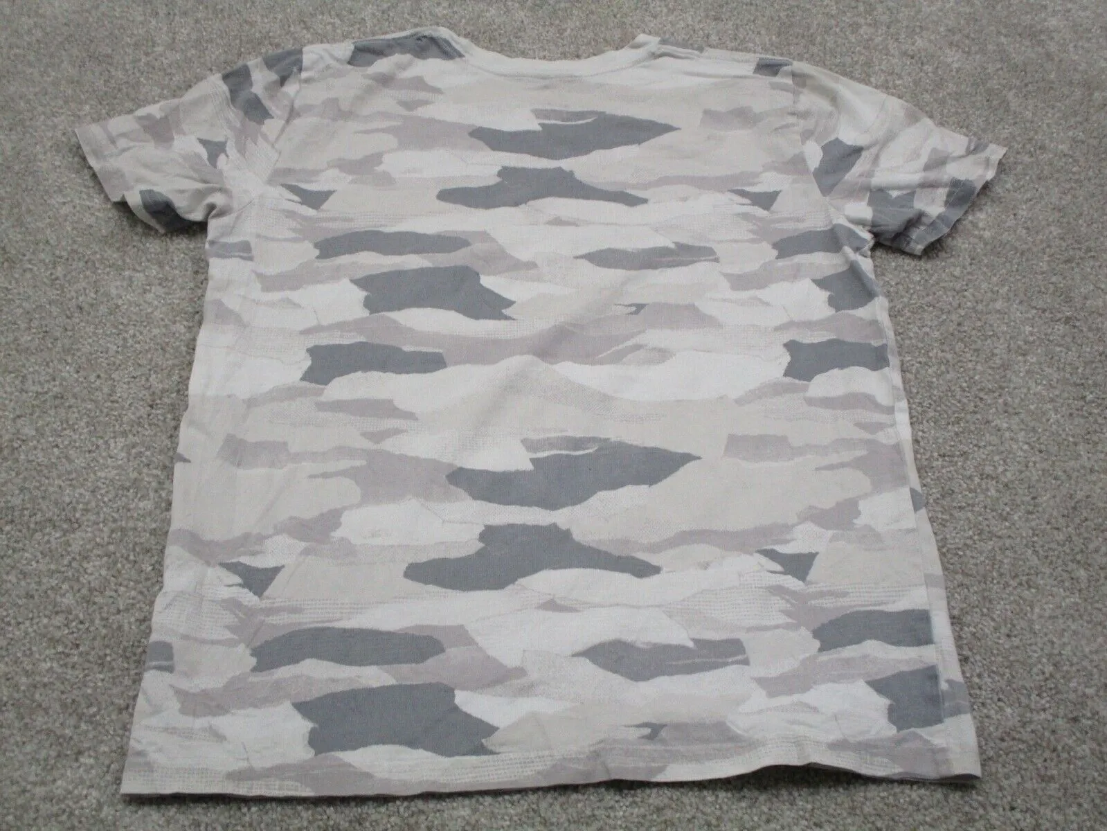 Adidas Camouflages Sports T- Shirt Boys Medium Multicolor Sports Logo T-Shirt