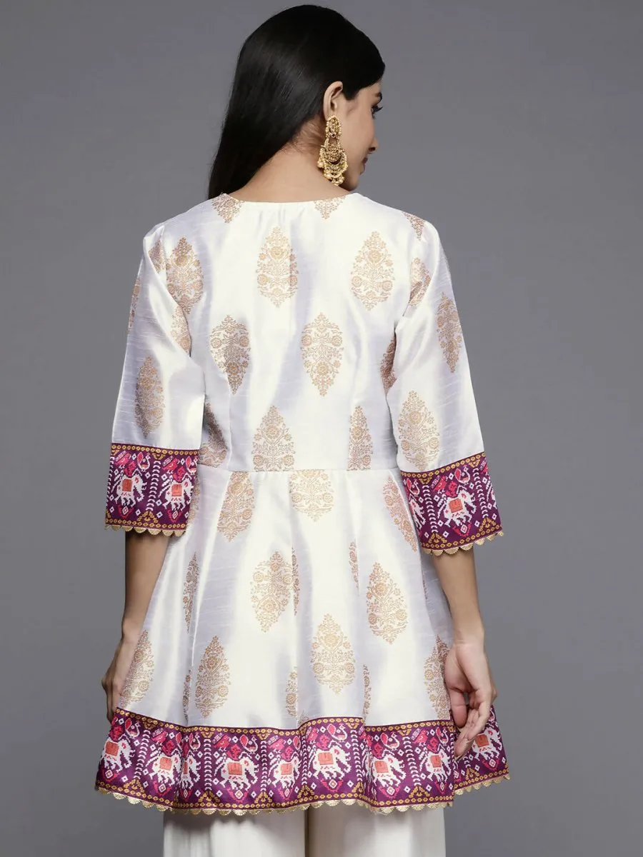 Ahalyaa Women White & Golden Ethnic Printed Tunic