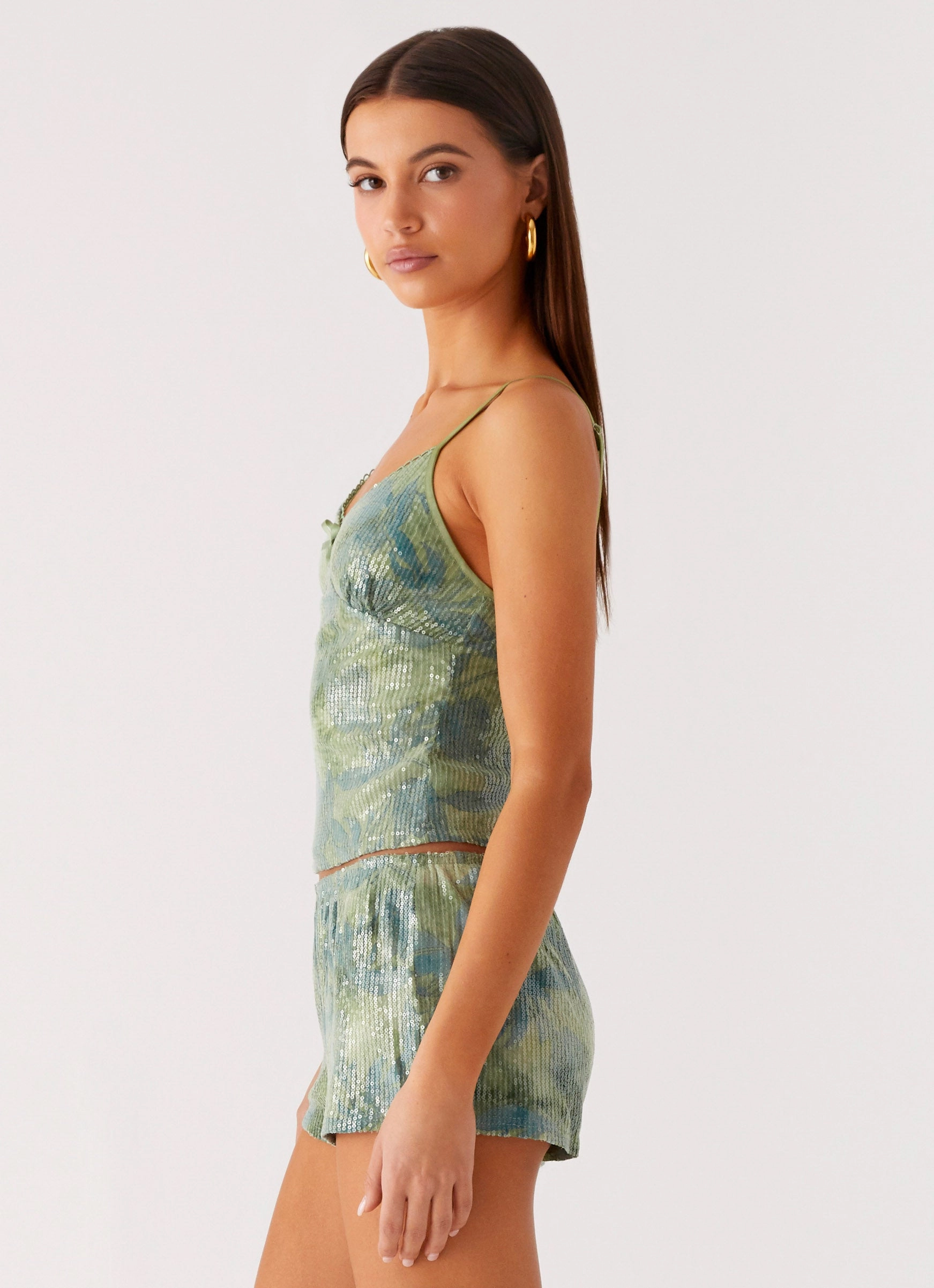 Breathable Knit Fabric PaddedInsulation Ajean Sequin Cami Top - Lime Blood