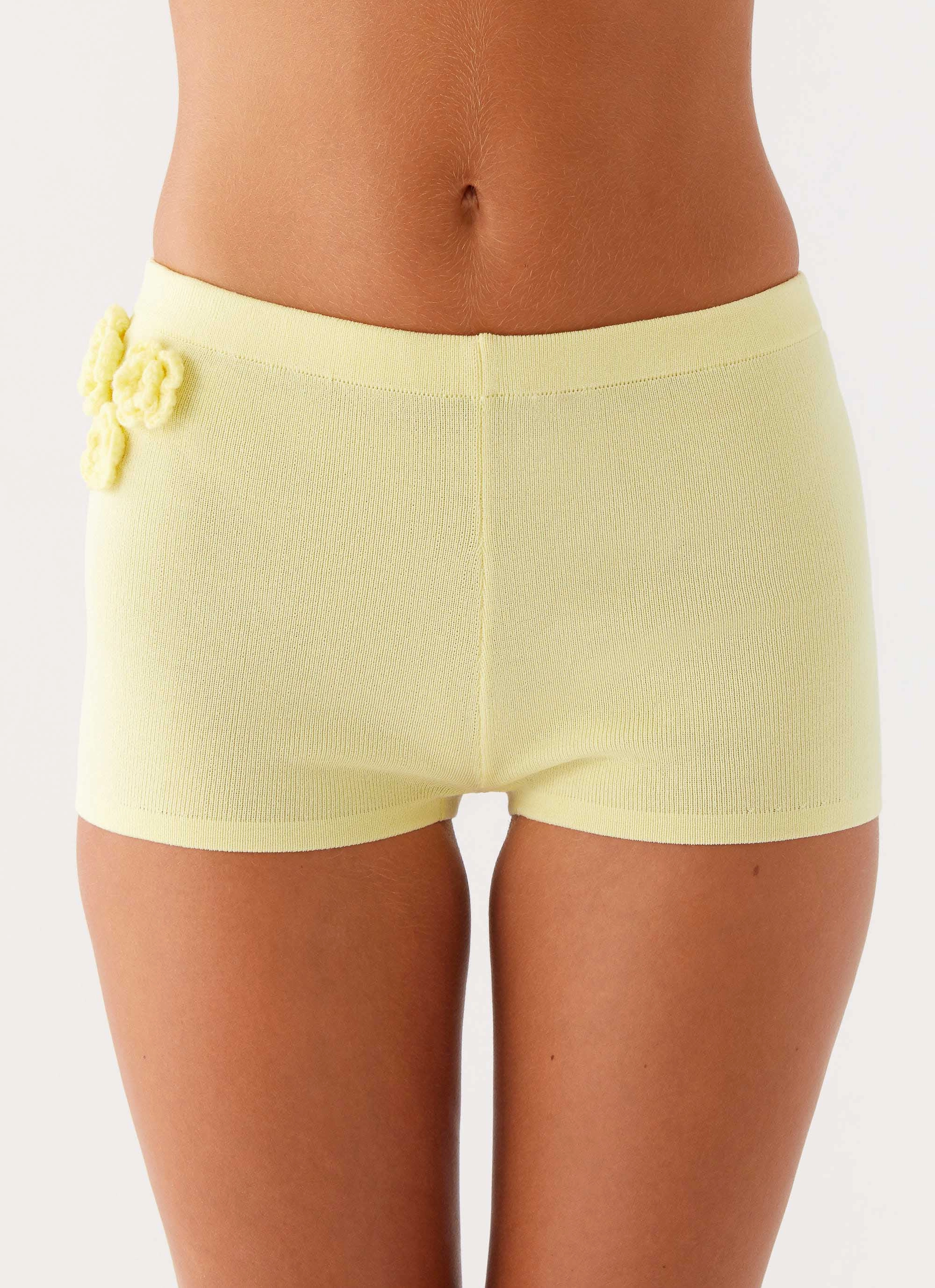 Sleek Waist Moisture Wicking Finish Aliah Knit Shorts - Yellow
