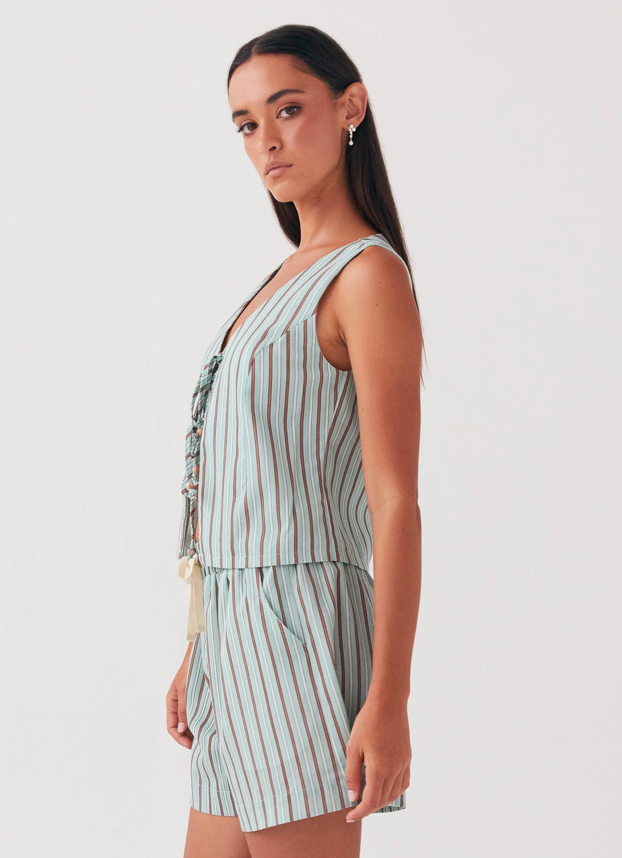 MoistureWickingFabric Allania Linen Shorts - Coastal Stripe