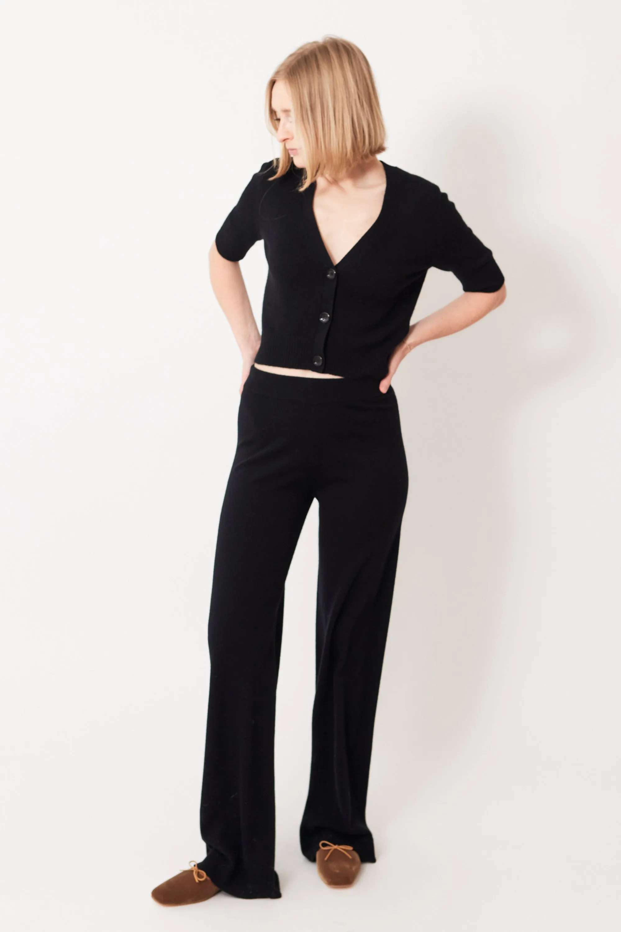Allude Half Sleeve Cashmere V Cardigan