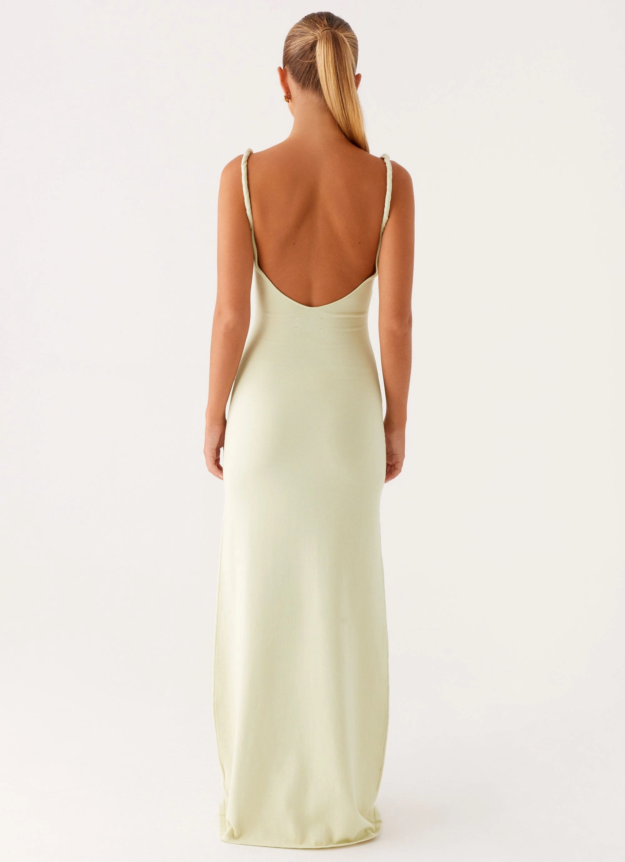 Anastasia Maxi Dress - Sage Light Outfit Calm Beauty