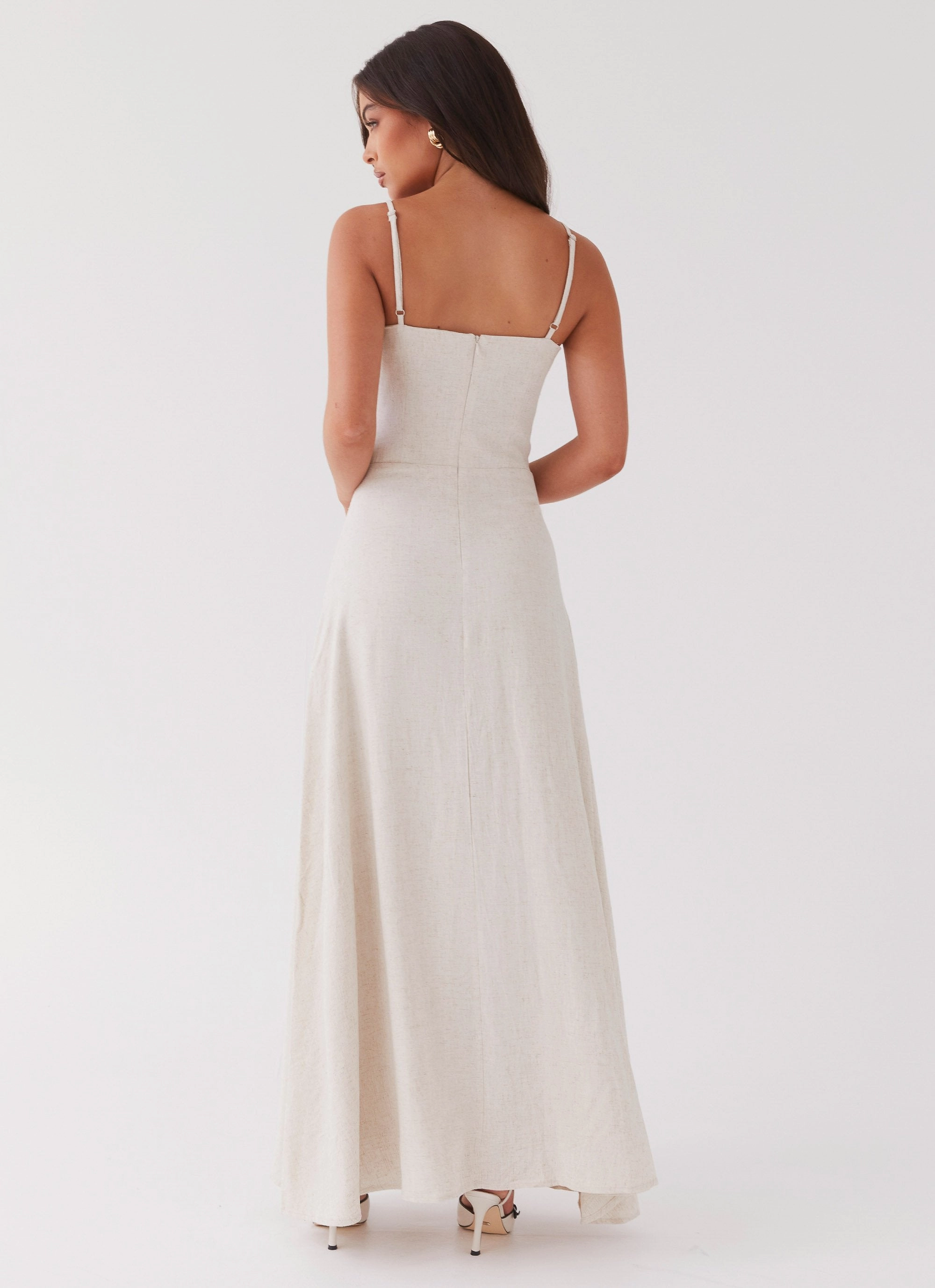 Hip-Flattering Relax Piece Angelina Linen Maxi Dress - Oatmeal