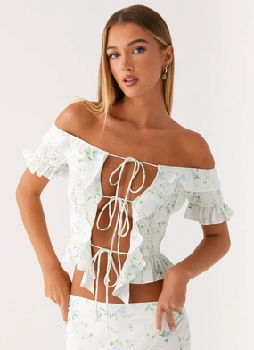 Star Girl Top - Vintage Ditsy Floral OdorResistantTechnology FlexibleCollarStructure