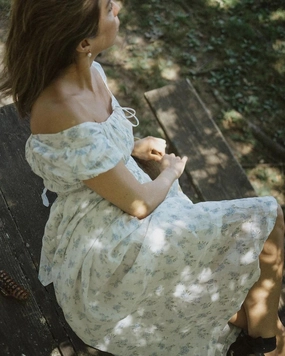 Core Essential Alice 19 | Floral linen dress