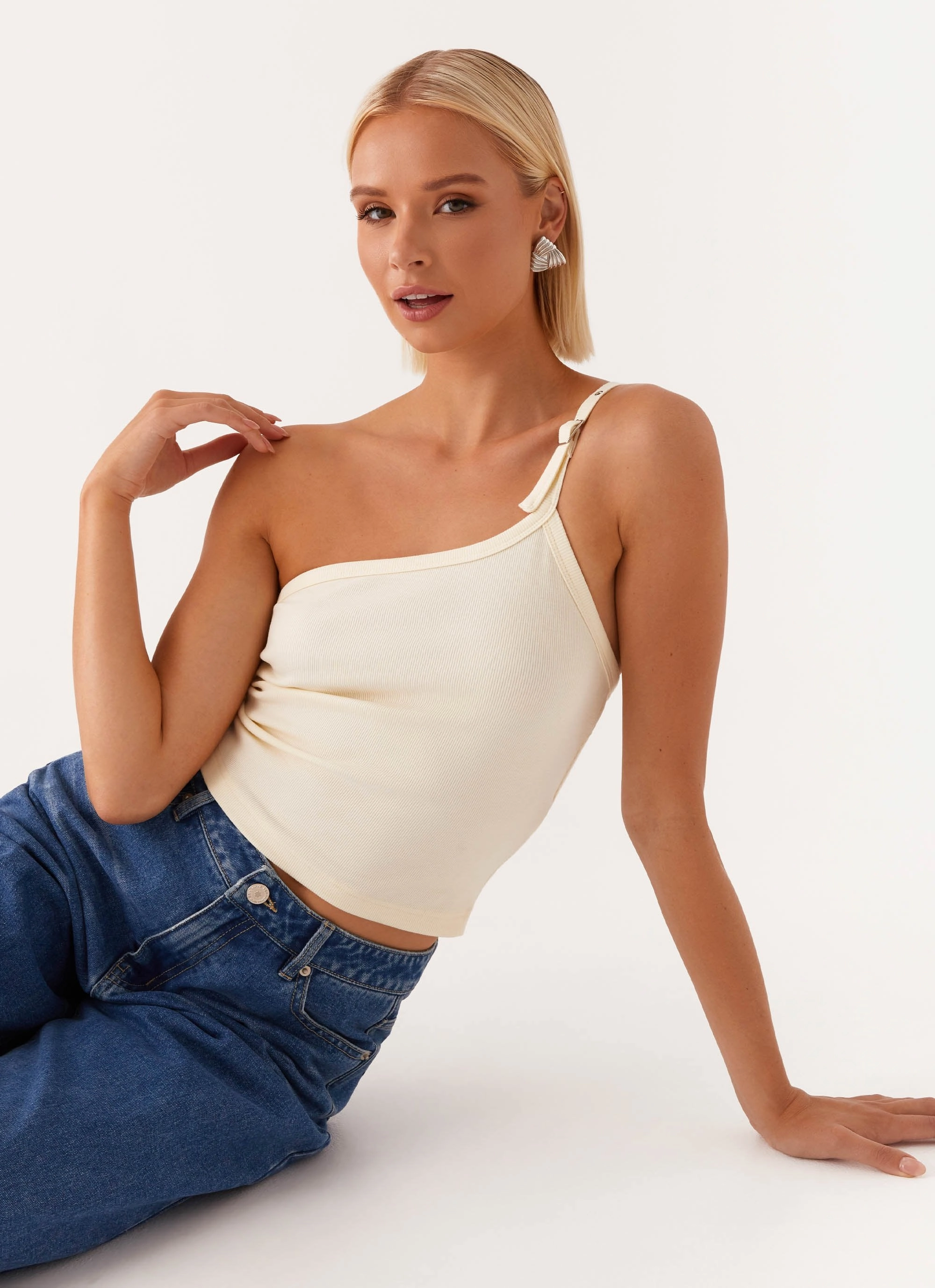 Mataya Buckle Top - Lemon Hygroscopic Inner Layer PortableOption