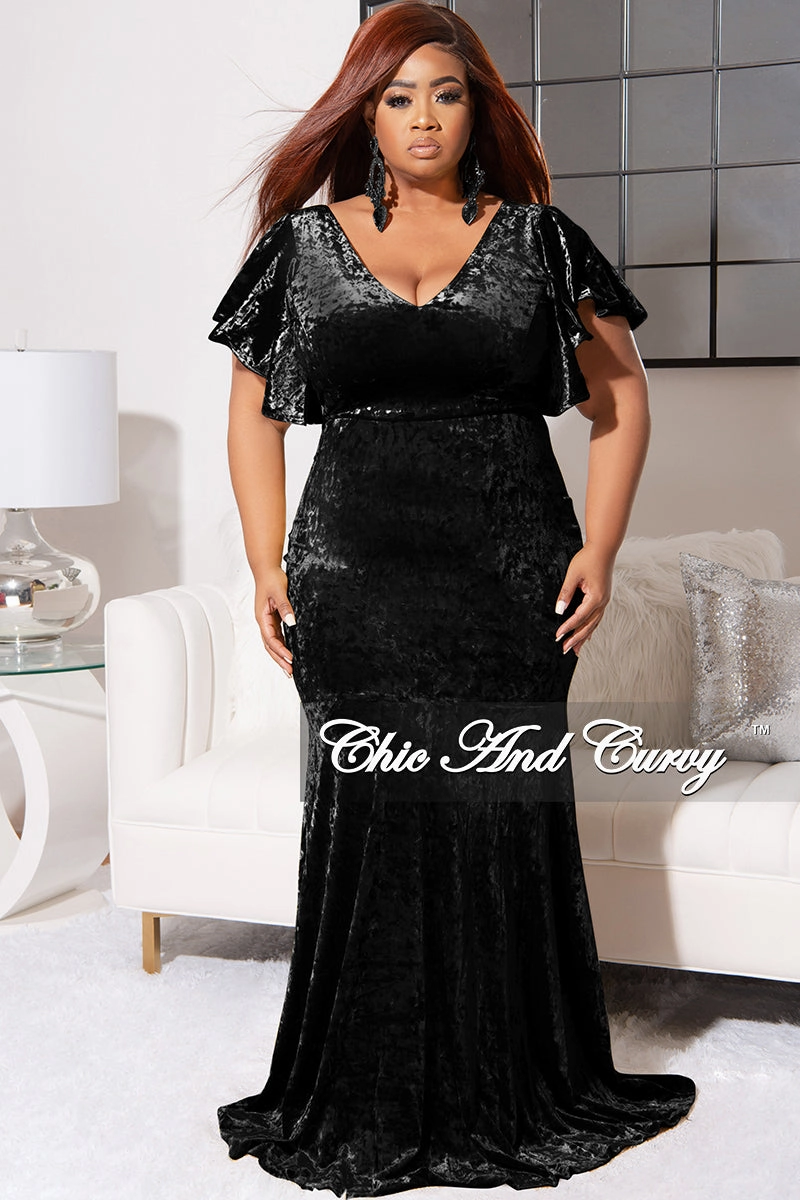 MoistureWickingTechnology Final Sale Plus Size Faux Wrap Sleeves Gown Velvet in Black
