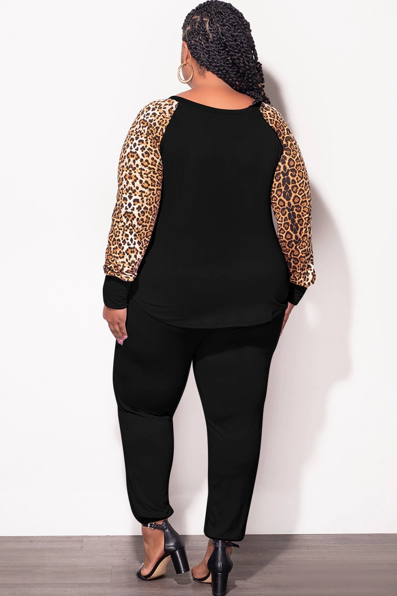 Final Sale Plus Size 2-pc Pants Set in Black & Animal Print Go Anywhere Smart Utility