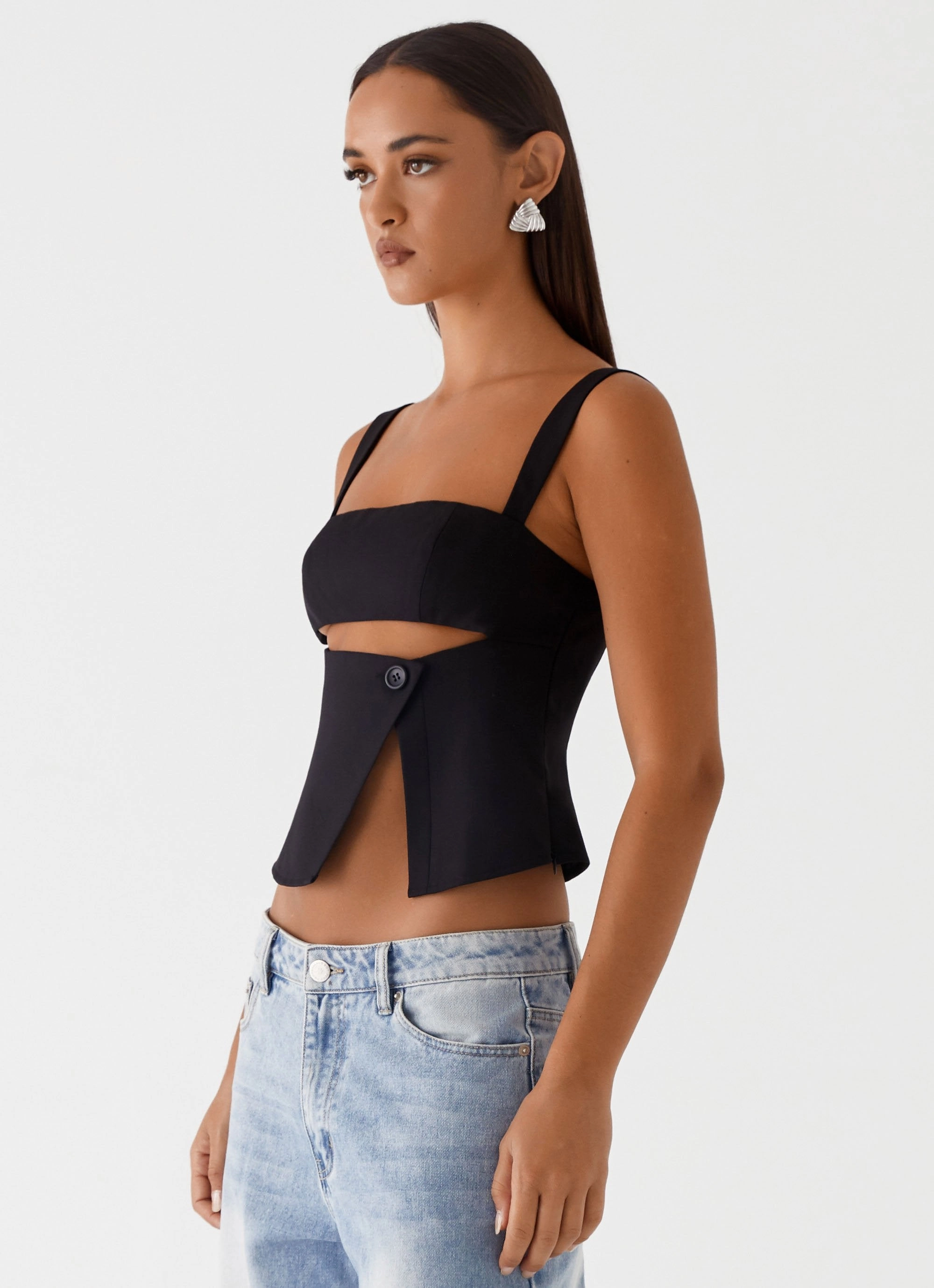 YarnDyedQuality Pia Cut Out Top - Black