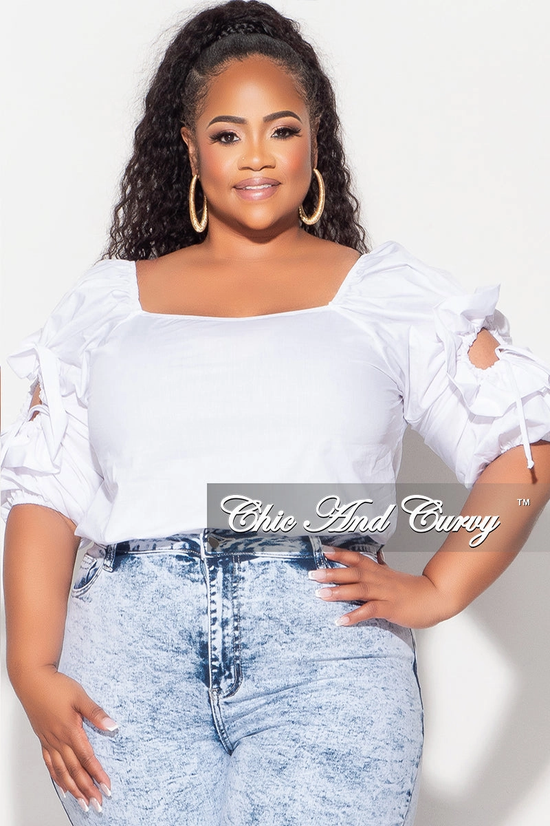Final Sale Plus Size Top with Cutout Sleeves in White Casual Vibe Light wash