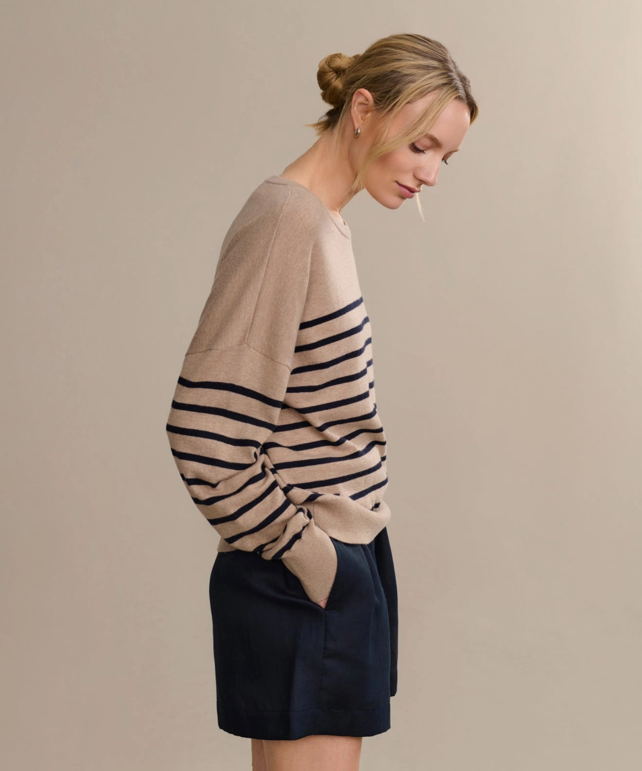 Ergonomic Shoulder Cut Stylish Jacket Avery Crewneck