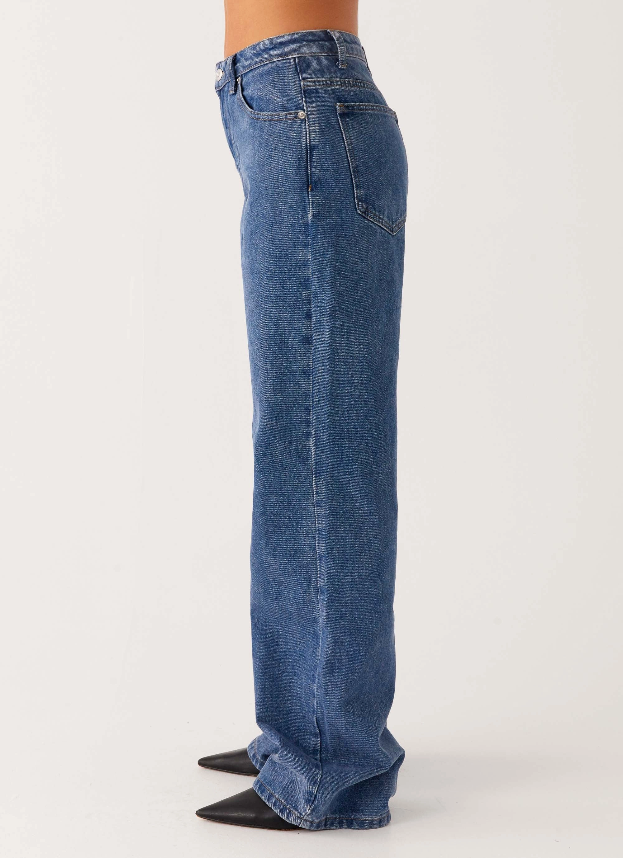 Modern Fit Back Again Straight Leg Denim Jeans - True Blue