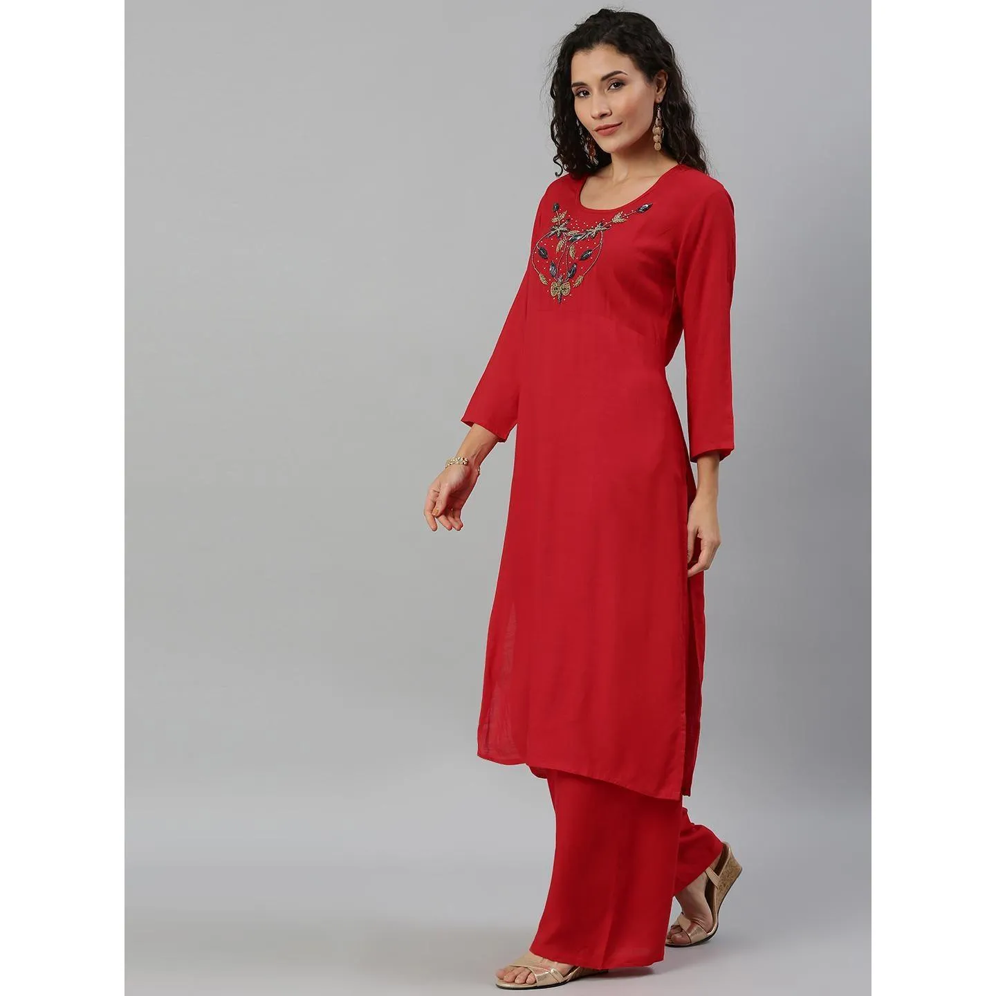 Blissta Women Red Coloured Solid Kurti With Plazzo With Hamd Work Detailing