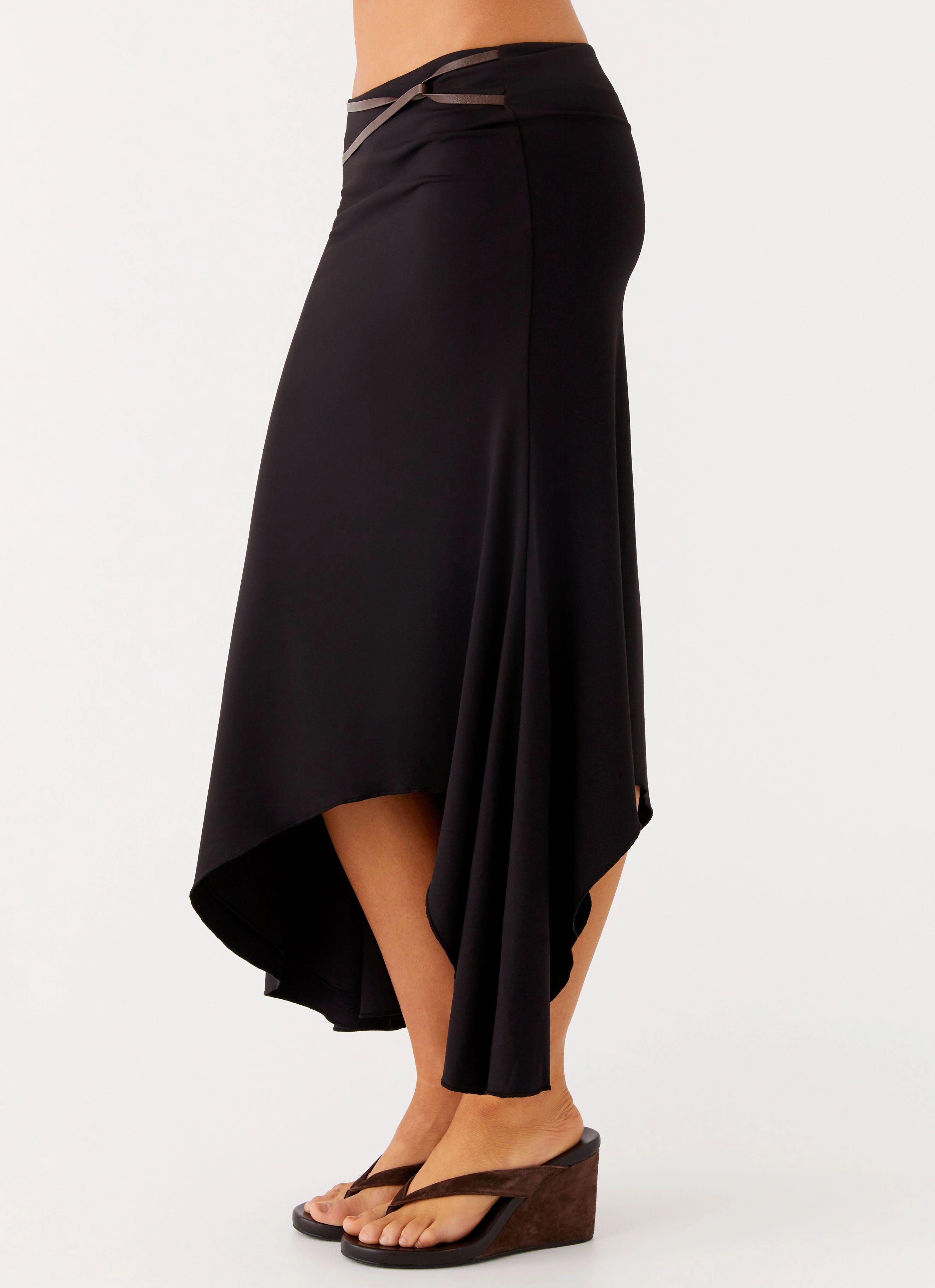 Seattle Midi Skirt - Black OdorResistantTreatment TouchscreenCompatiblePockets