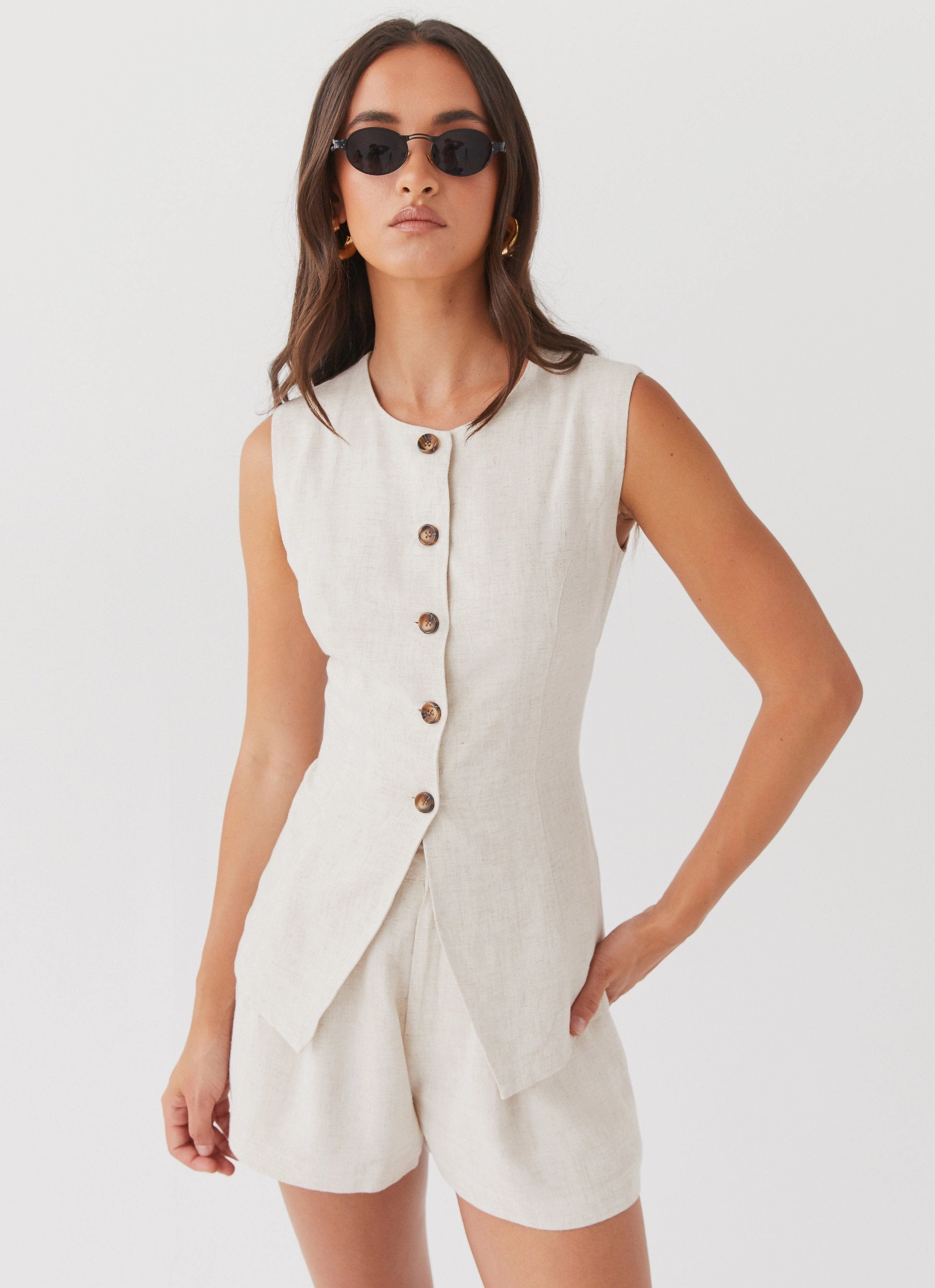 Textured Fabric Finish Four Way Stretch Fabric Born For Bordeaux Linen Vest - Oatmeal
