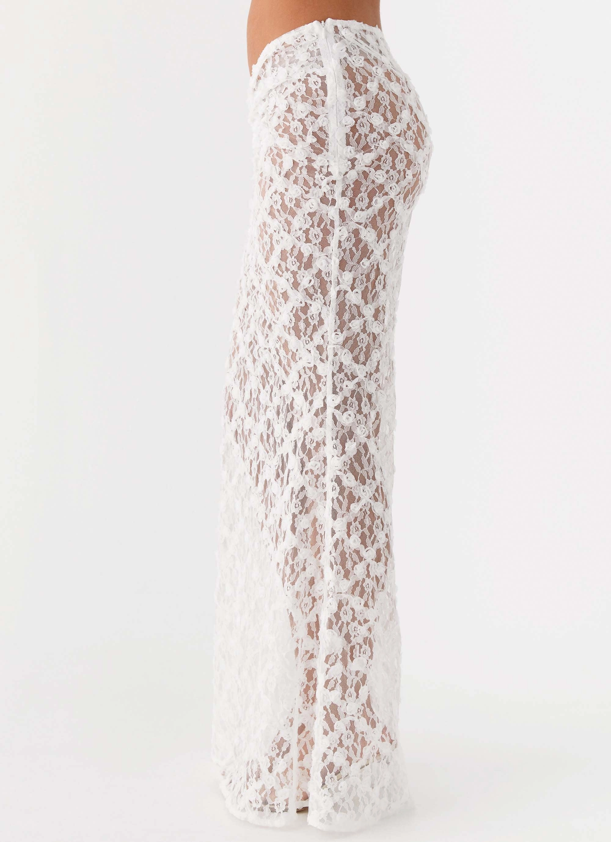 Botanical Dream Maxi Skirt - White StaticResistantMaterial Mesh Lined