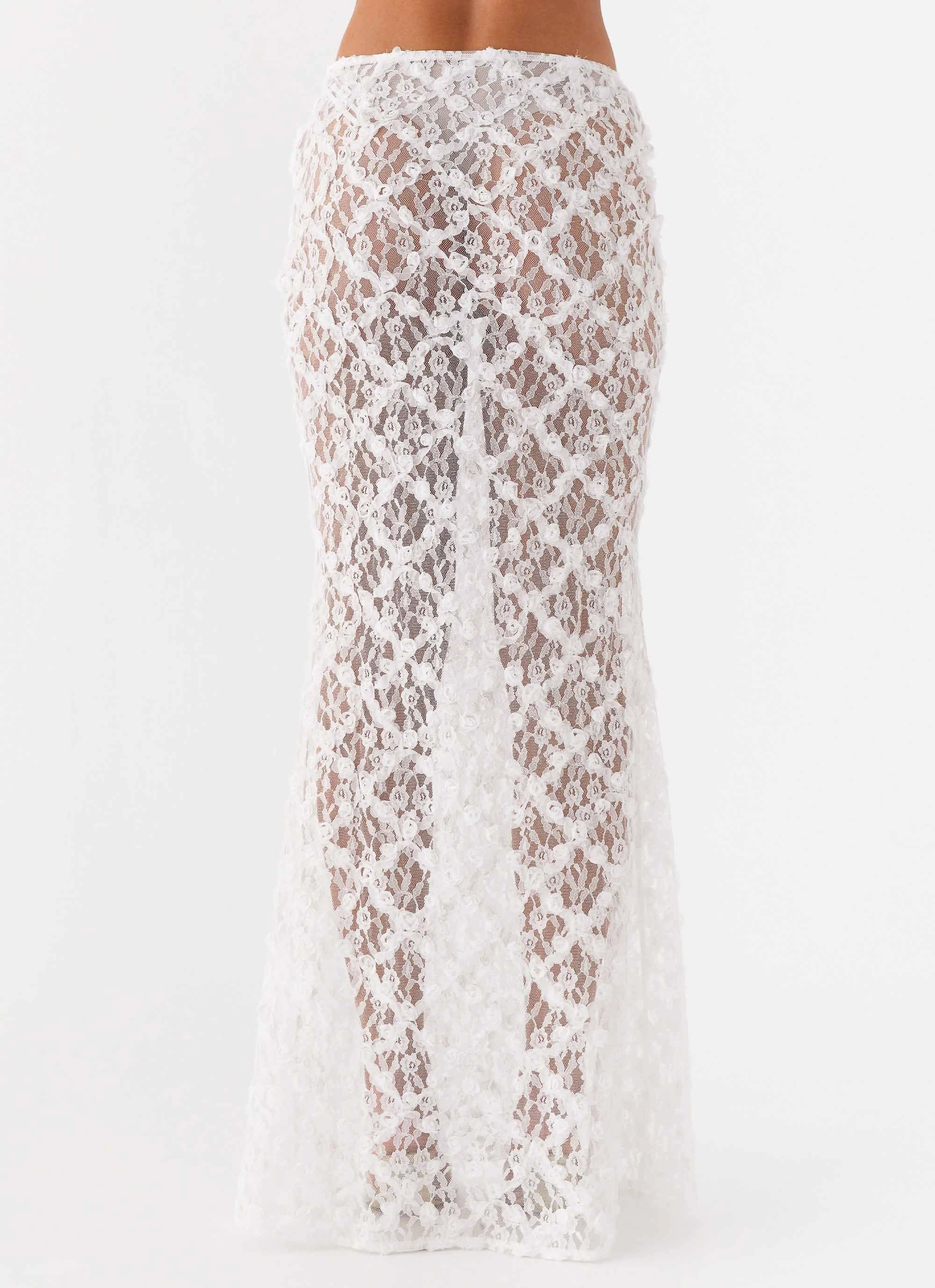 Wrinkle-Resistant Tapered Look Botanical Dream Maxi Skirt - White