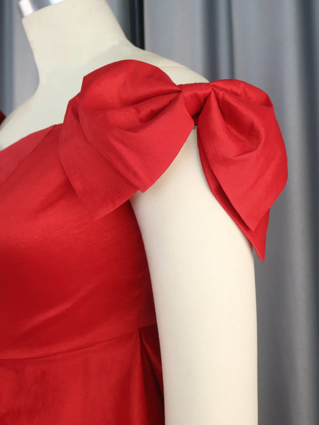 Bow Tied Waist A-Line Commuter Dress