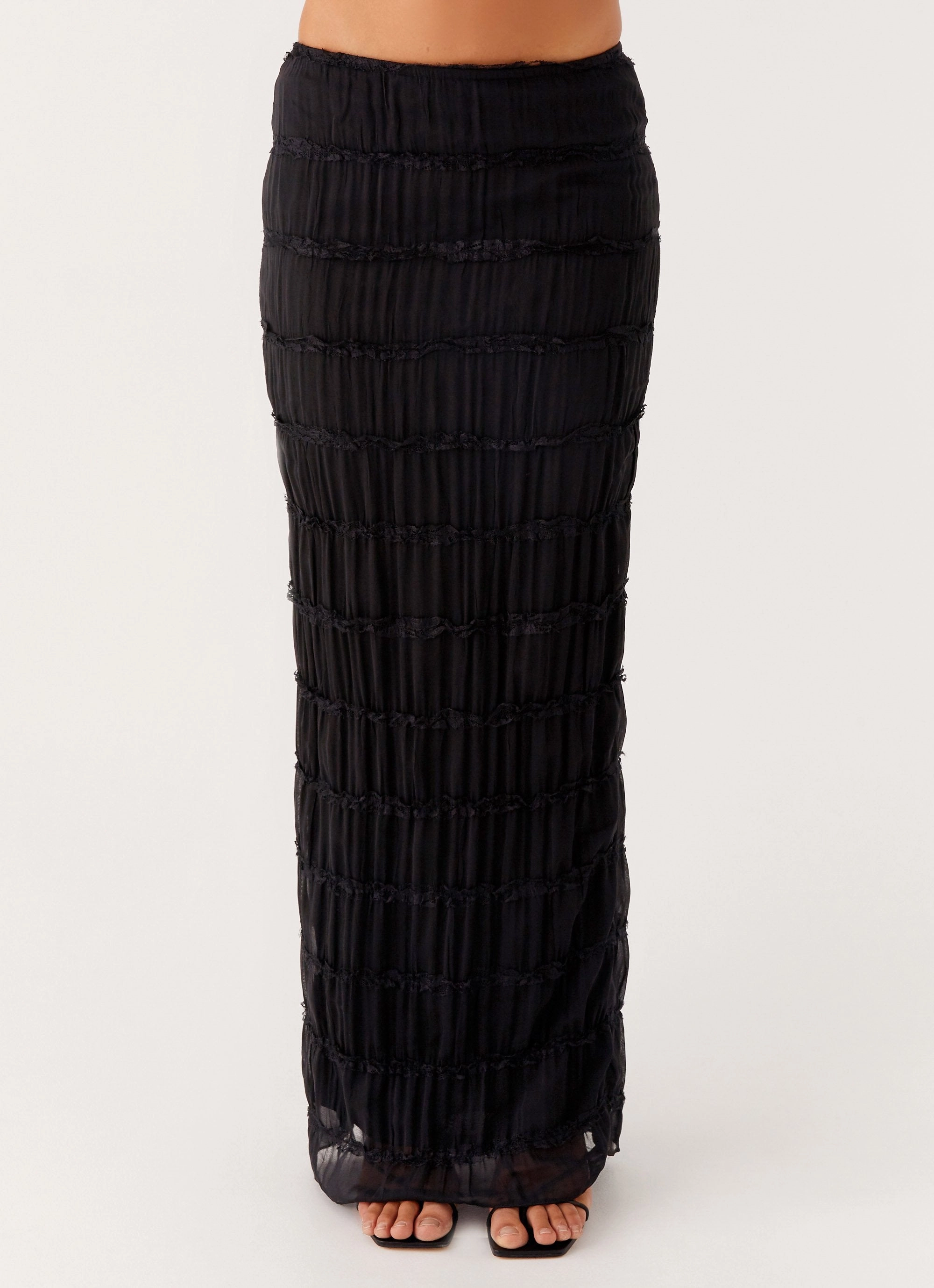 Compact Storage Daydreaming Low Rise Maxi Skirt - Black