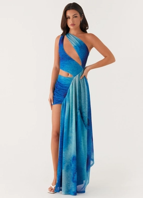 Blinded Maxi Dress - Blue Tie Dye Calm Shine Sleek and Flattering