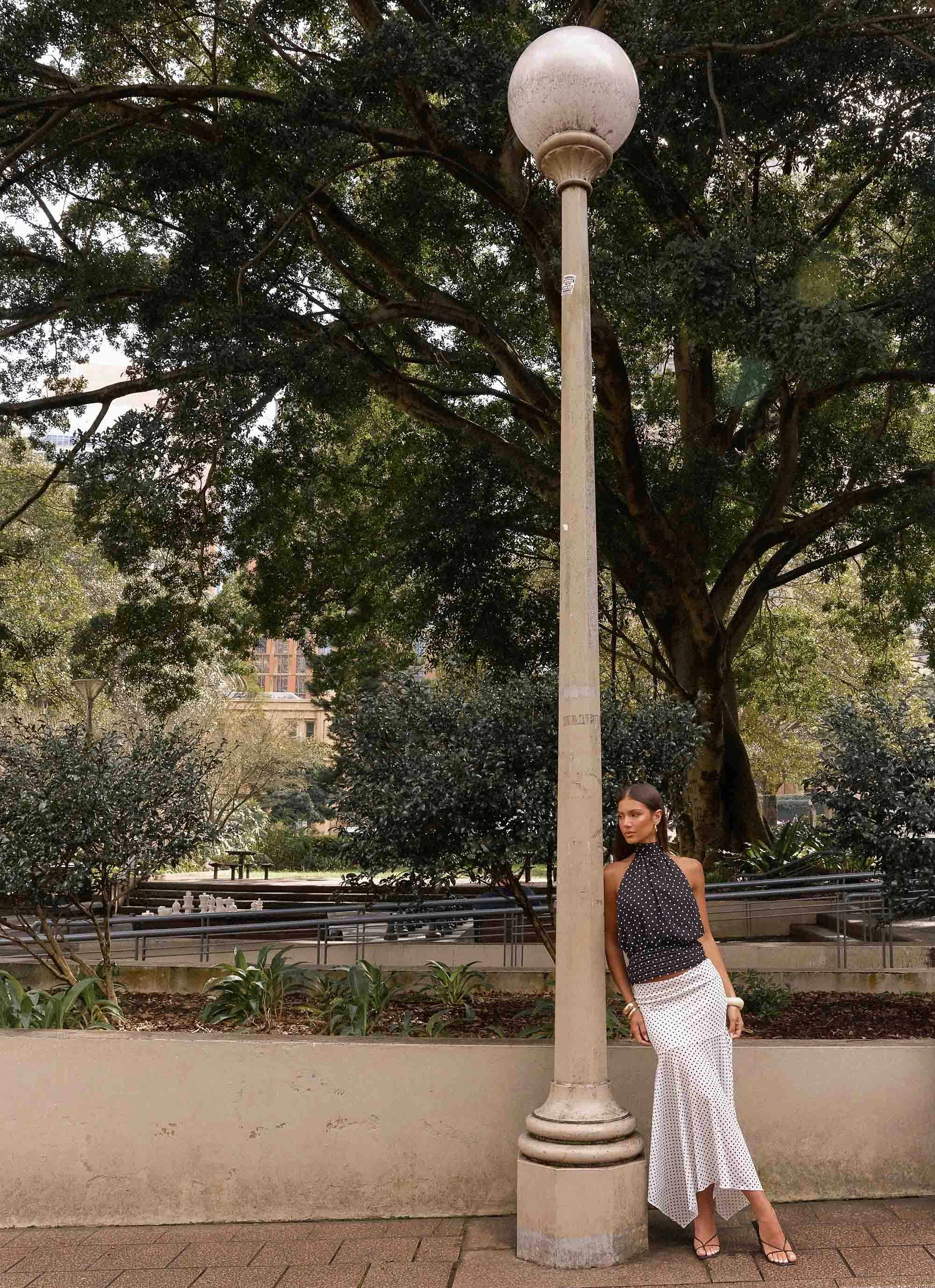 Breathable Layer Fit Buffy Maxi Skirt - White Polkadot