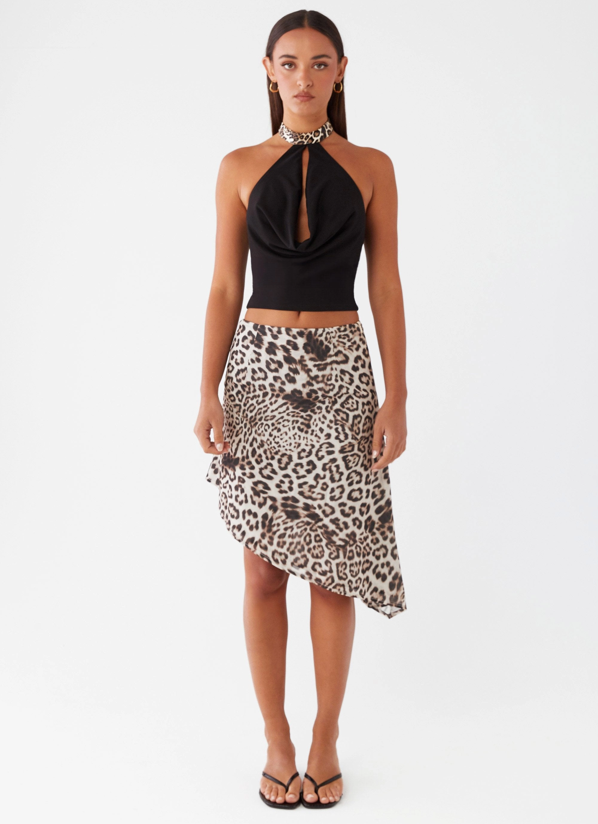 Loose Sweater Quick Access Pockets Cairo Halter Top - Black