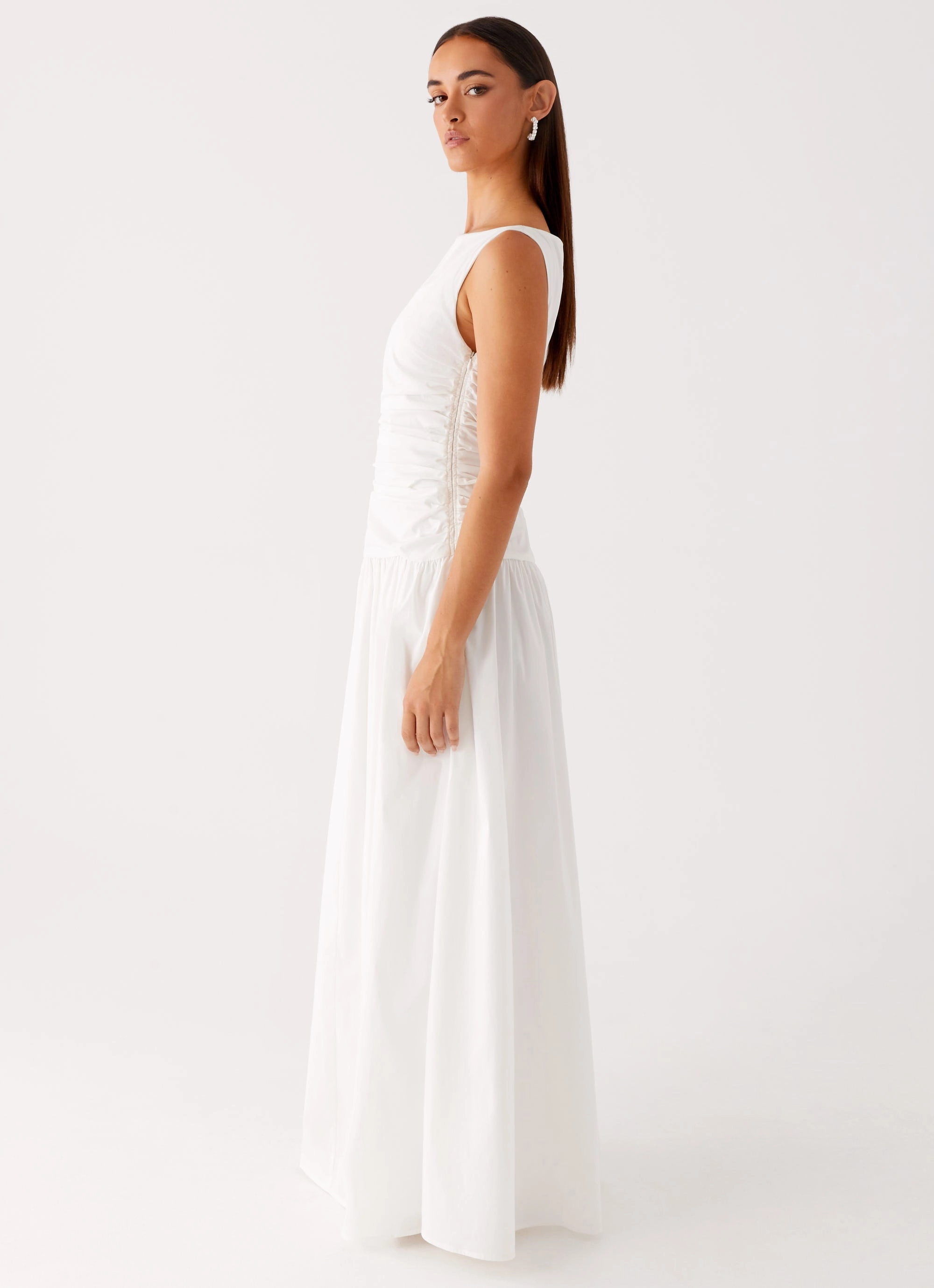 Comfy Detail High-Neck Carmel High Neck Maxi Dress - White