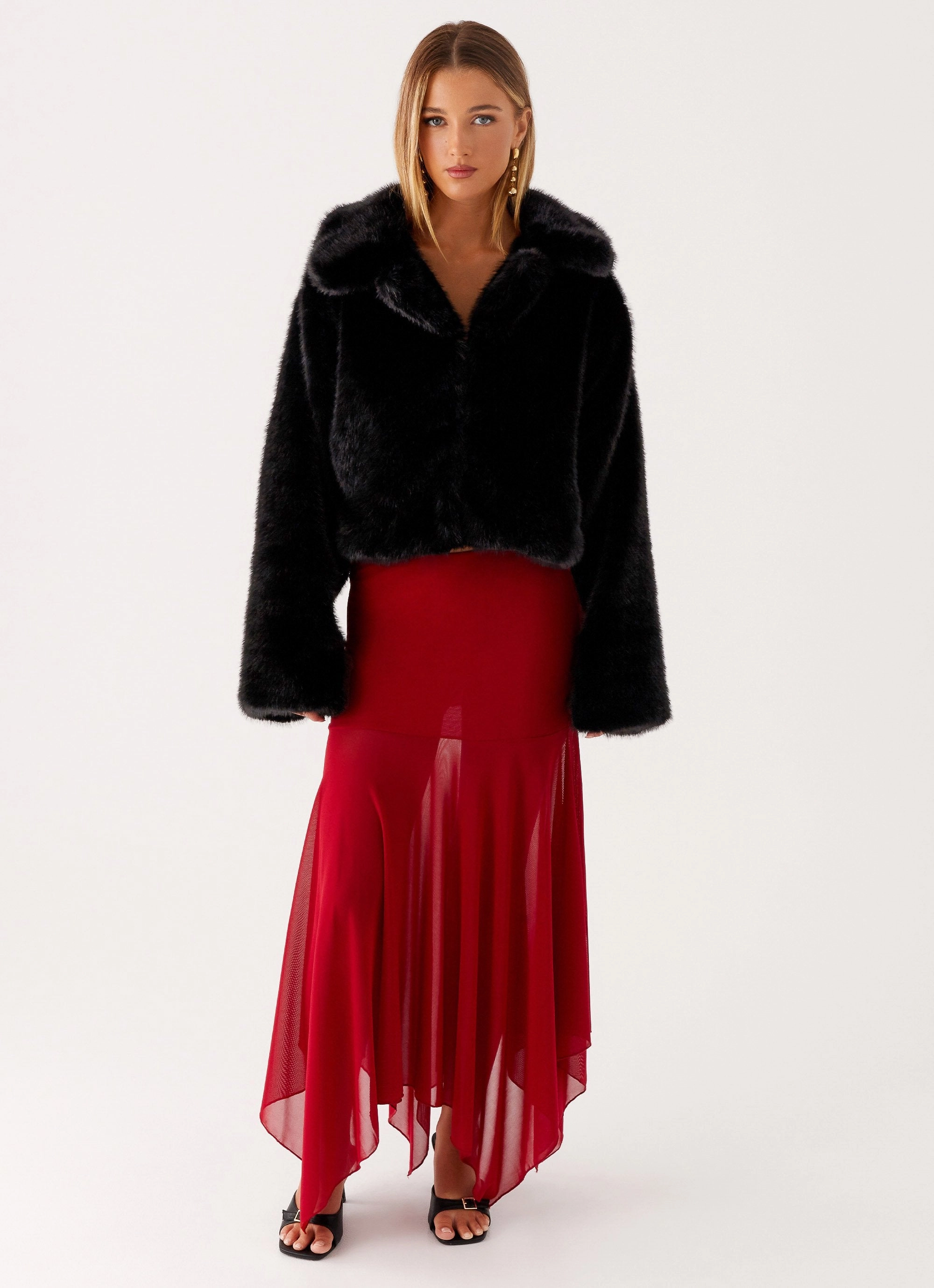 Carys Cropped Faux Fur Jacket - Black Practical Layer