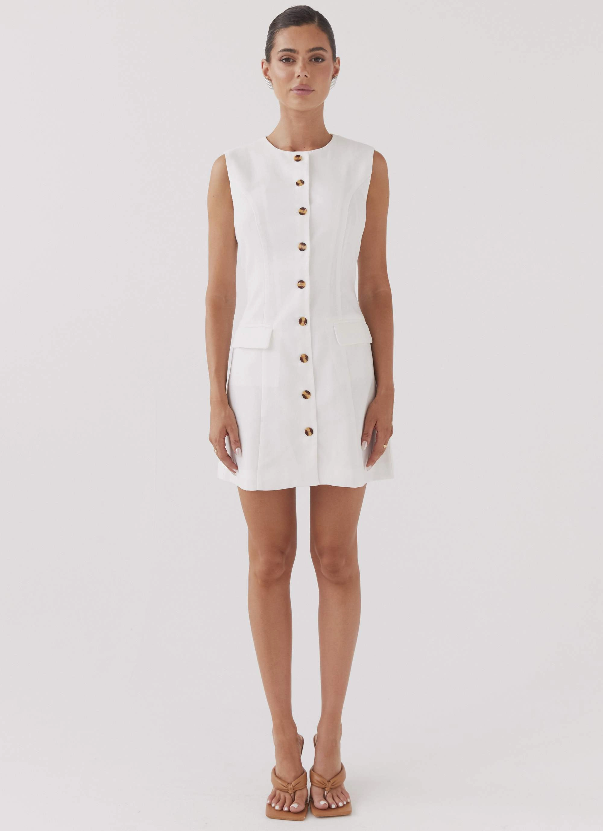 Soft Detail Romantic date dress Castello Fiore Linen Mini Dress - White