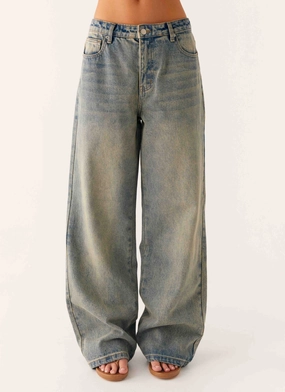 Breathable Stretch Keanna Low Rise Denim Jeans - Dirty Wash