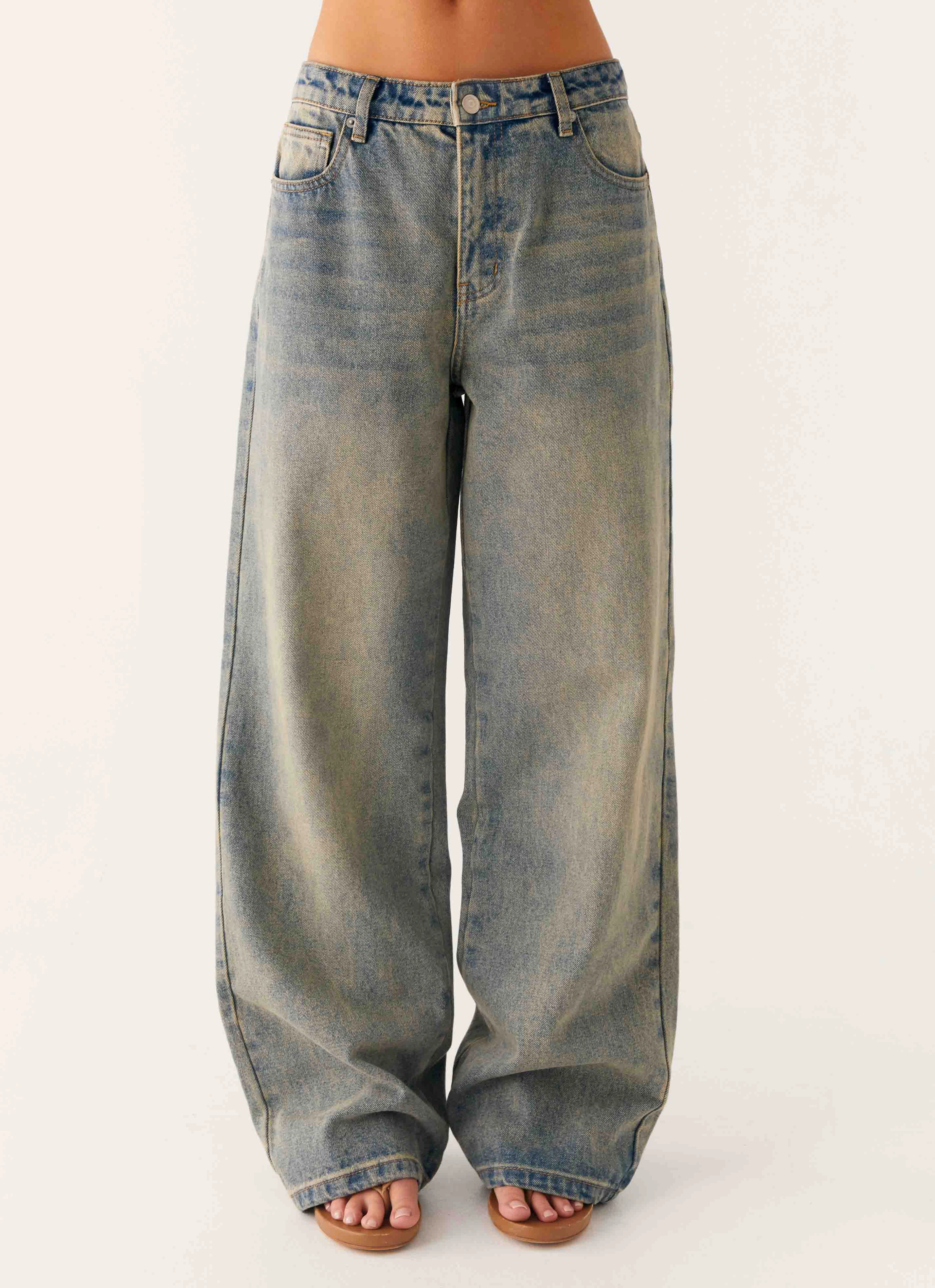Breathable Stretch Keanna Low Rise Denim Jeans - Dirty Wash