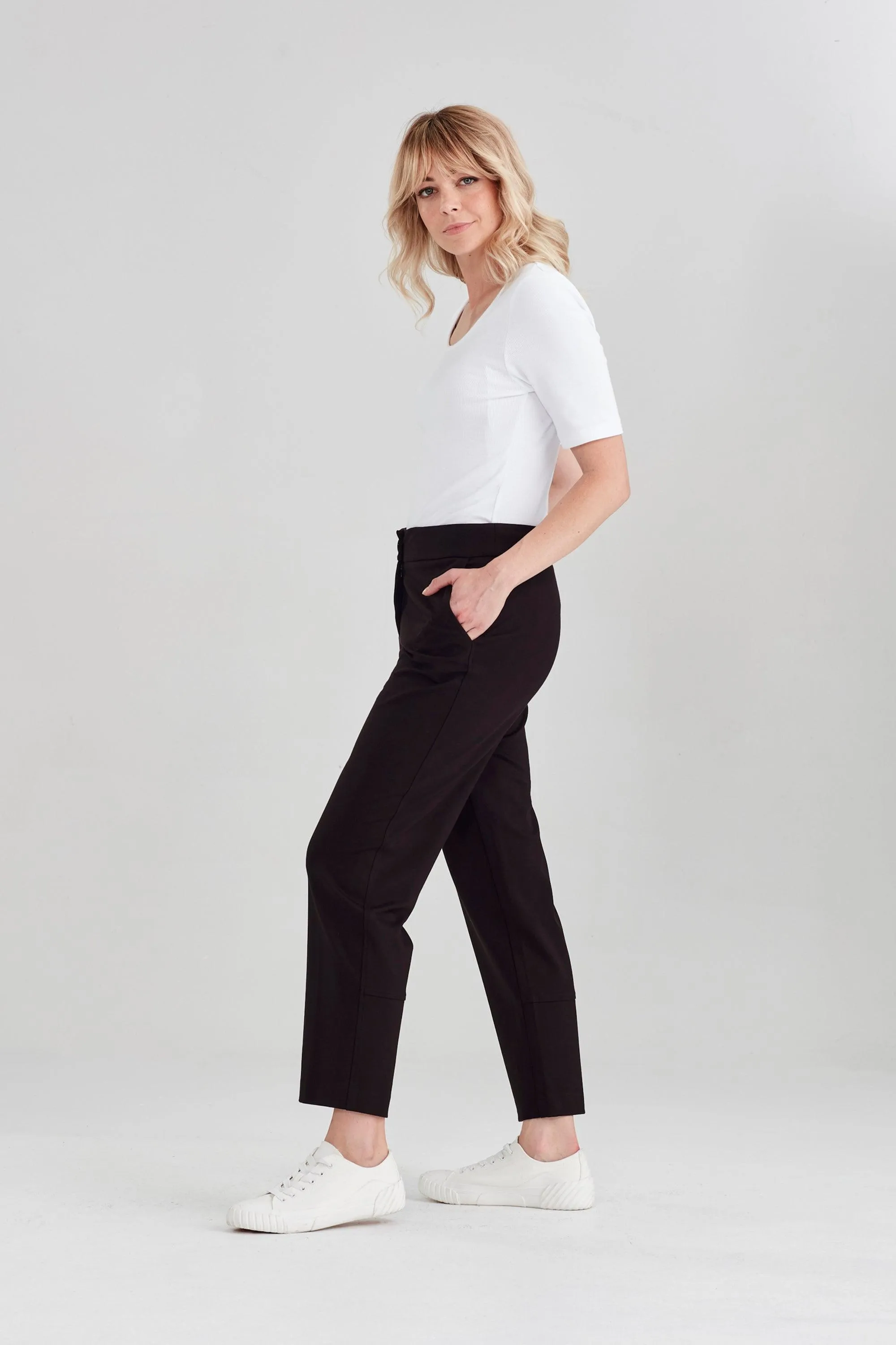 Cavalier Cropped Pant - Black