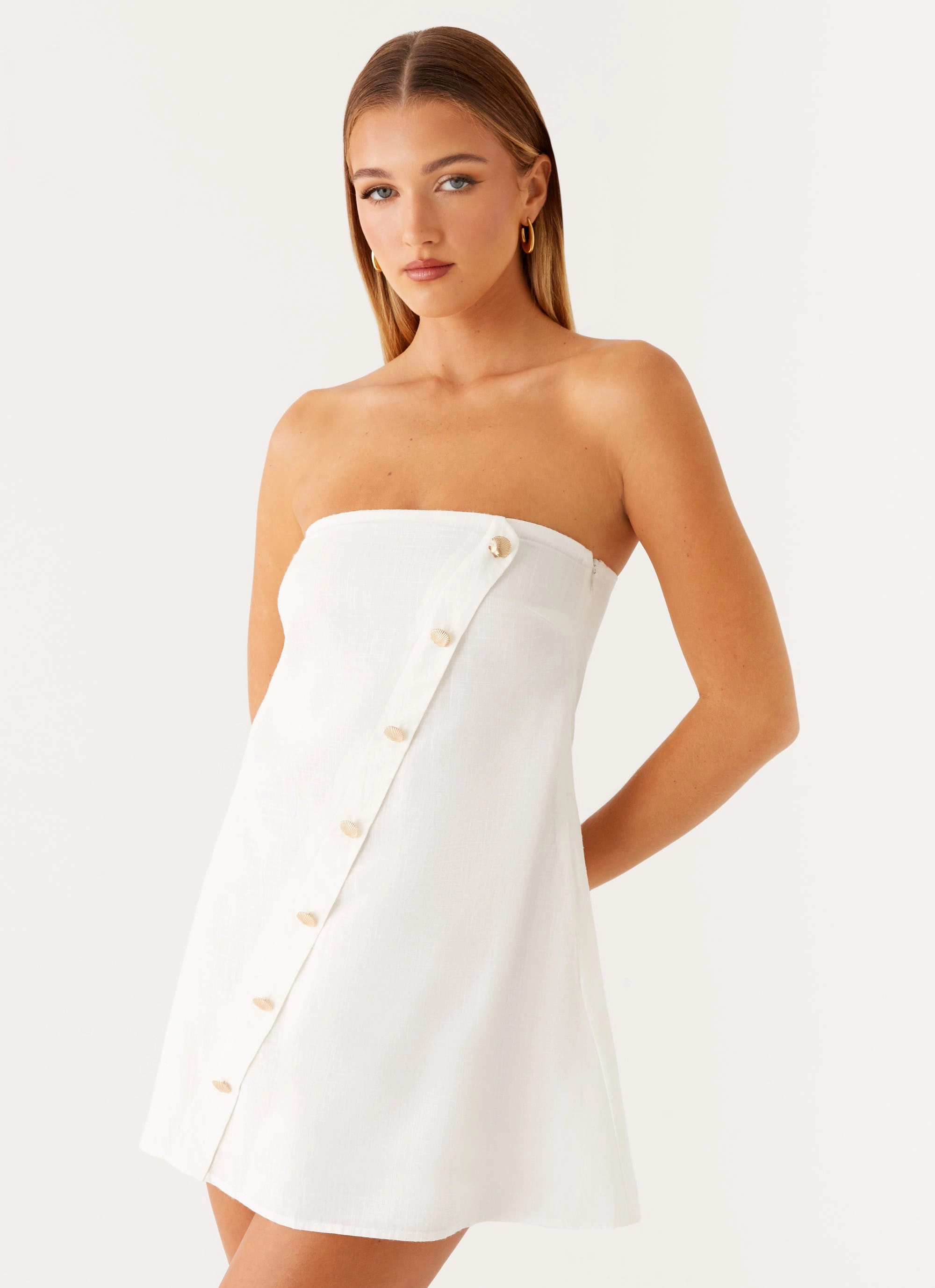 Urban Favorite Mid layer Hazel Mini Dress - White