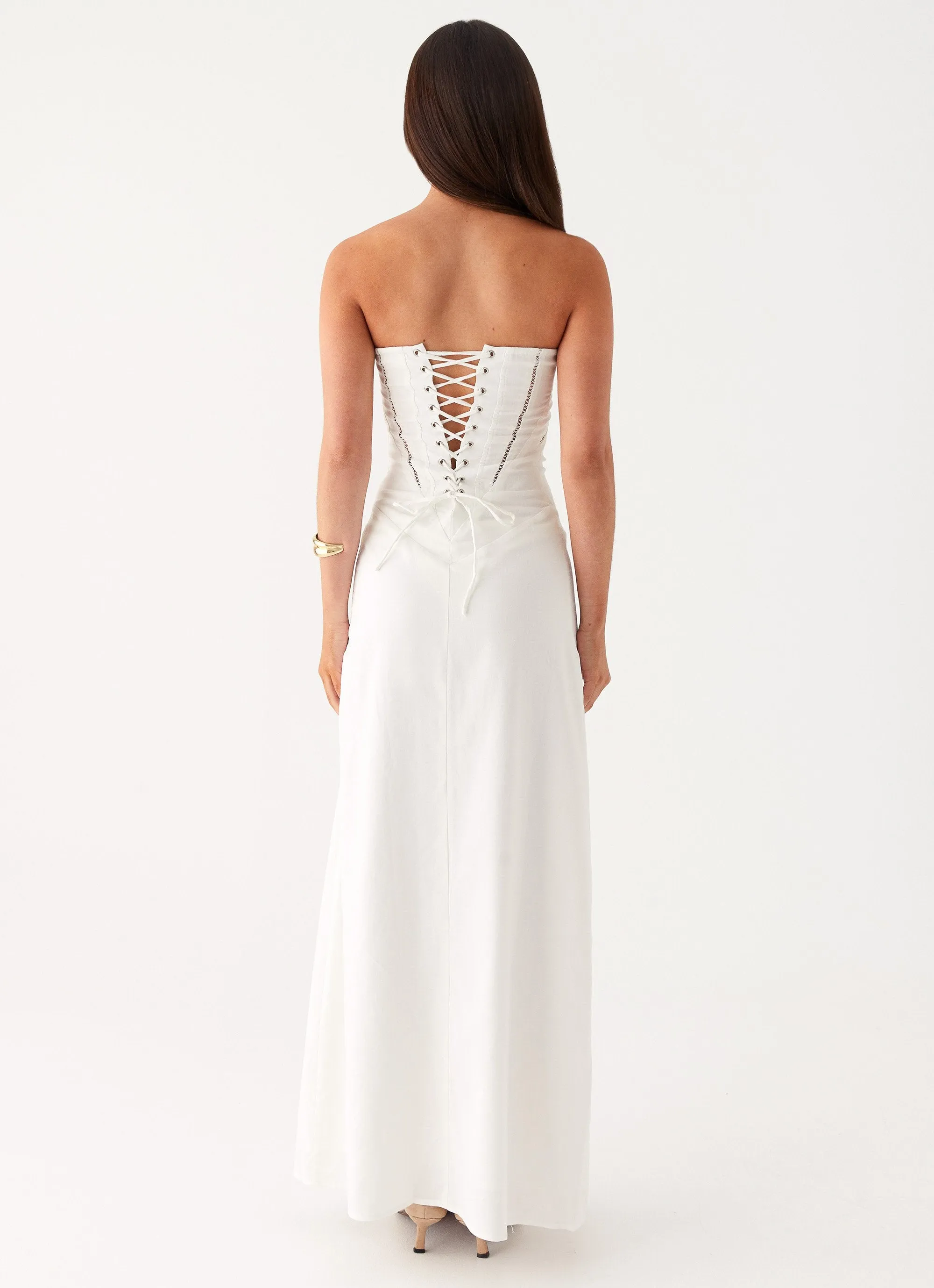 Cerisa Linen Maxi Dress - White Flowy-Shape Smooth Lines
