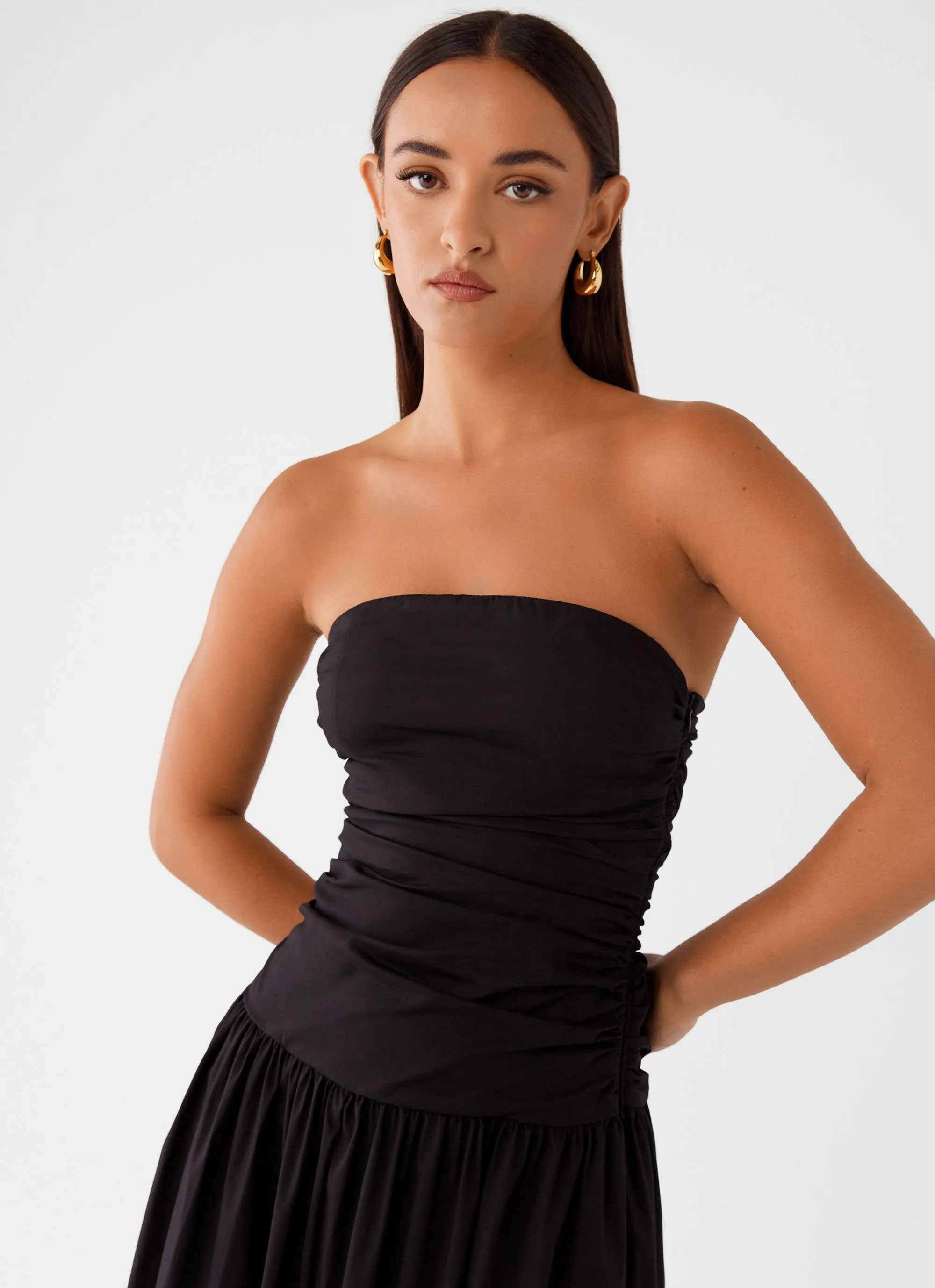 Fashionable Layers Day-To-Night Wear Carmel Maxi Dress - Black