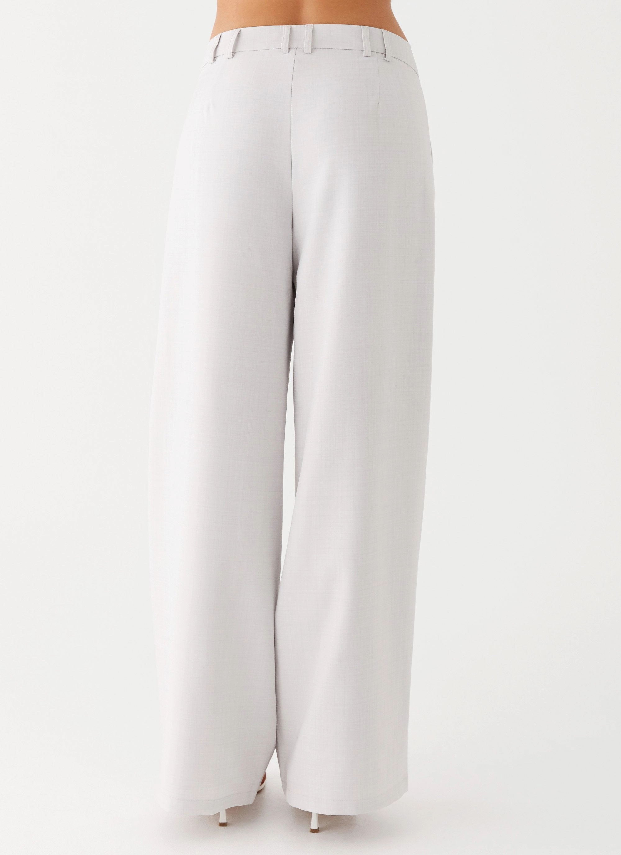 Asha Low Rise Pants - Ivory Flattering Cut