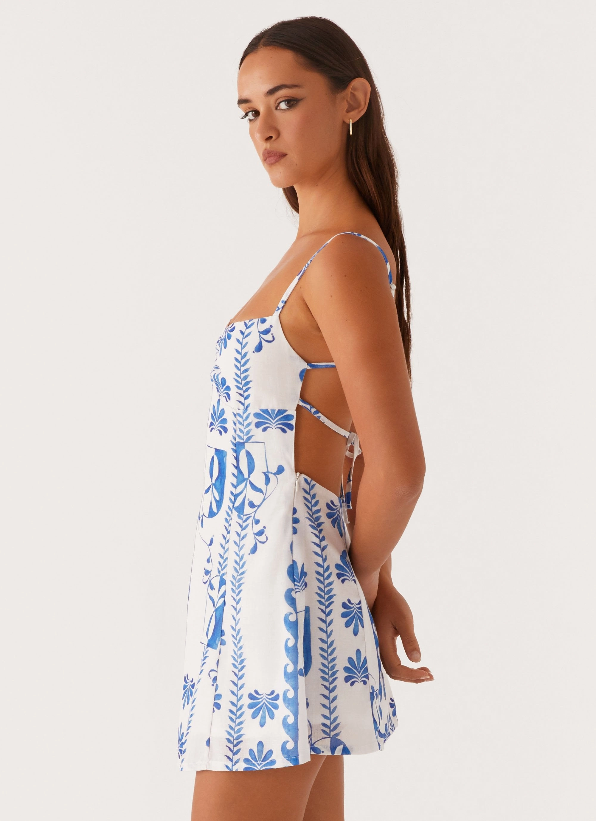 Isra Linen Mini Dress - Floral Wave Polished Edge Travel-Pack