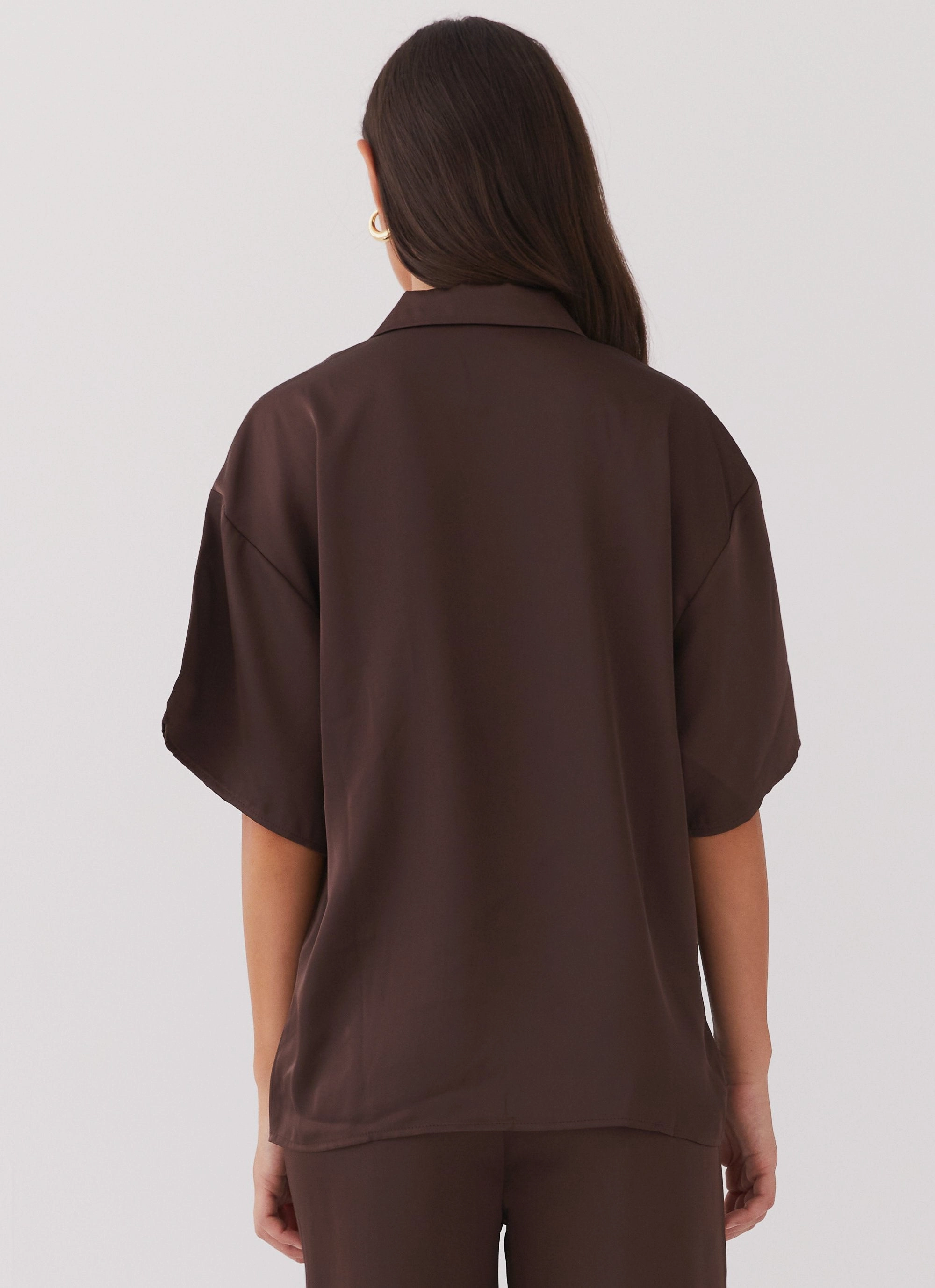 Comfort Fit Palm Cove Satin Shirt - Chocolate