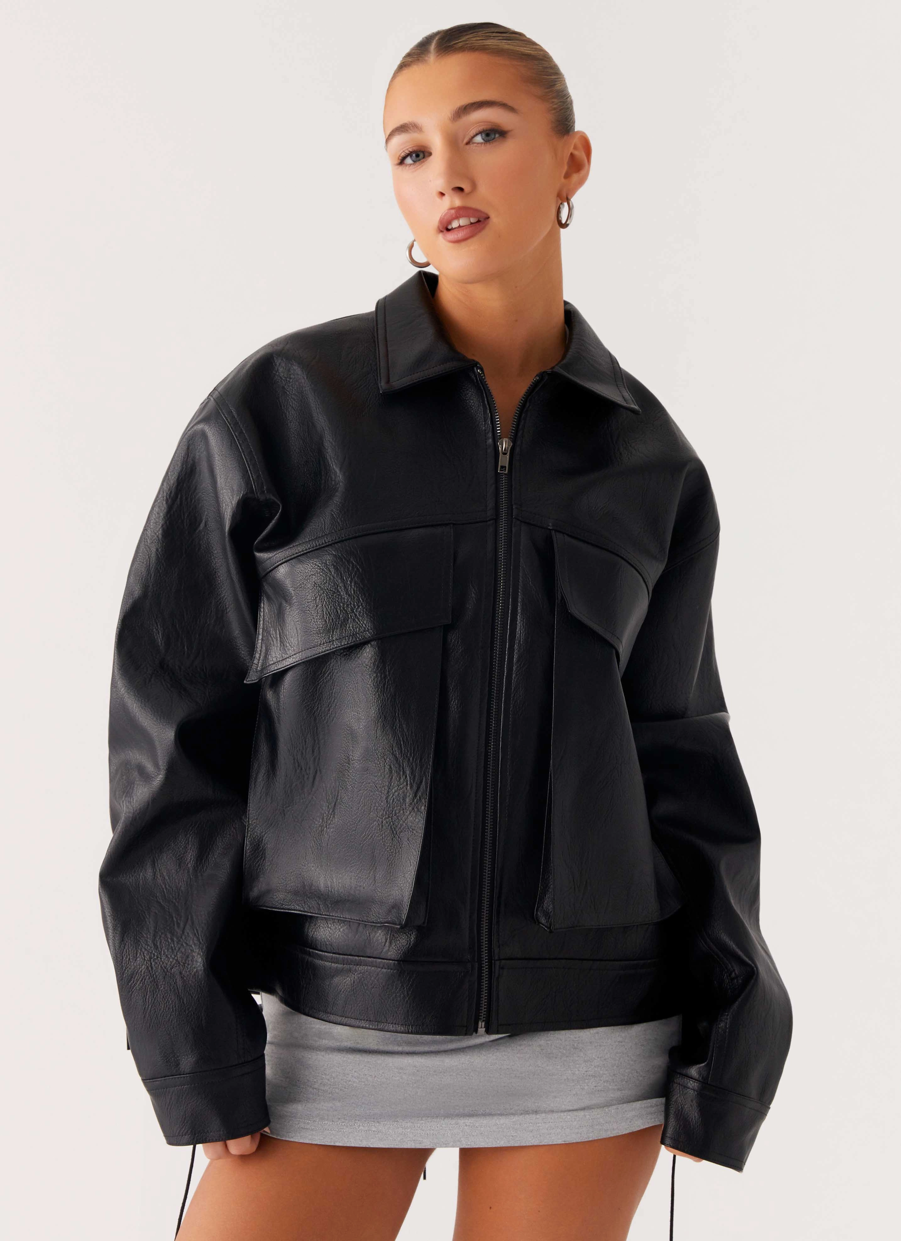 Ergonomic Shoulder Design Lula Tassle Faux Leather Bomber Jacket - Black