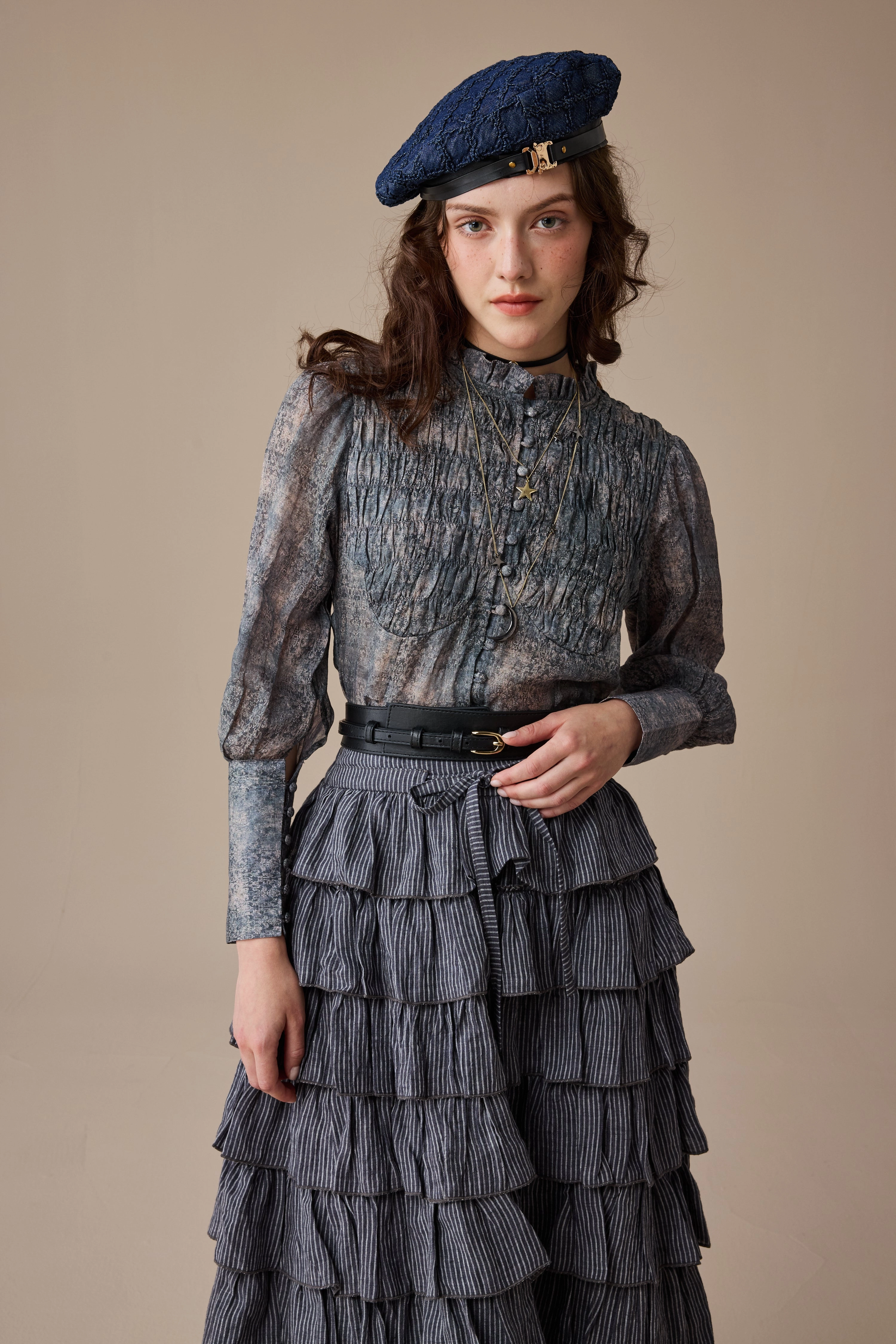 Clove 9 | smocked longsleeved linen blouse LightweightTexture