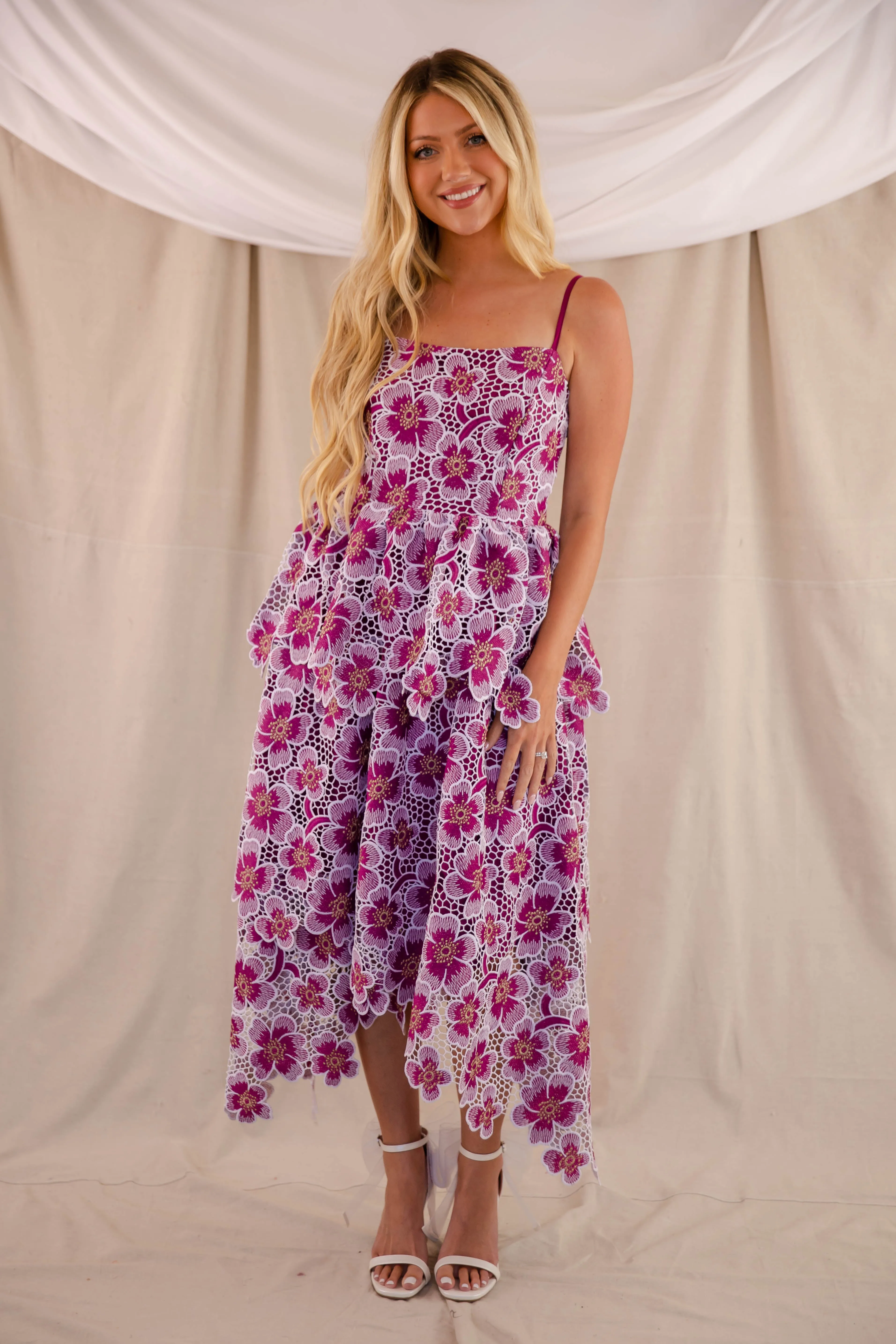 Delicate Mood Cool Tone A Part Of The Crowd Midi Dress
