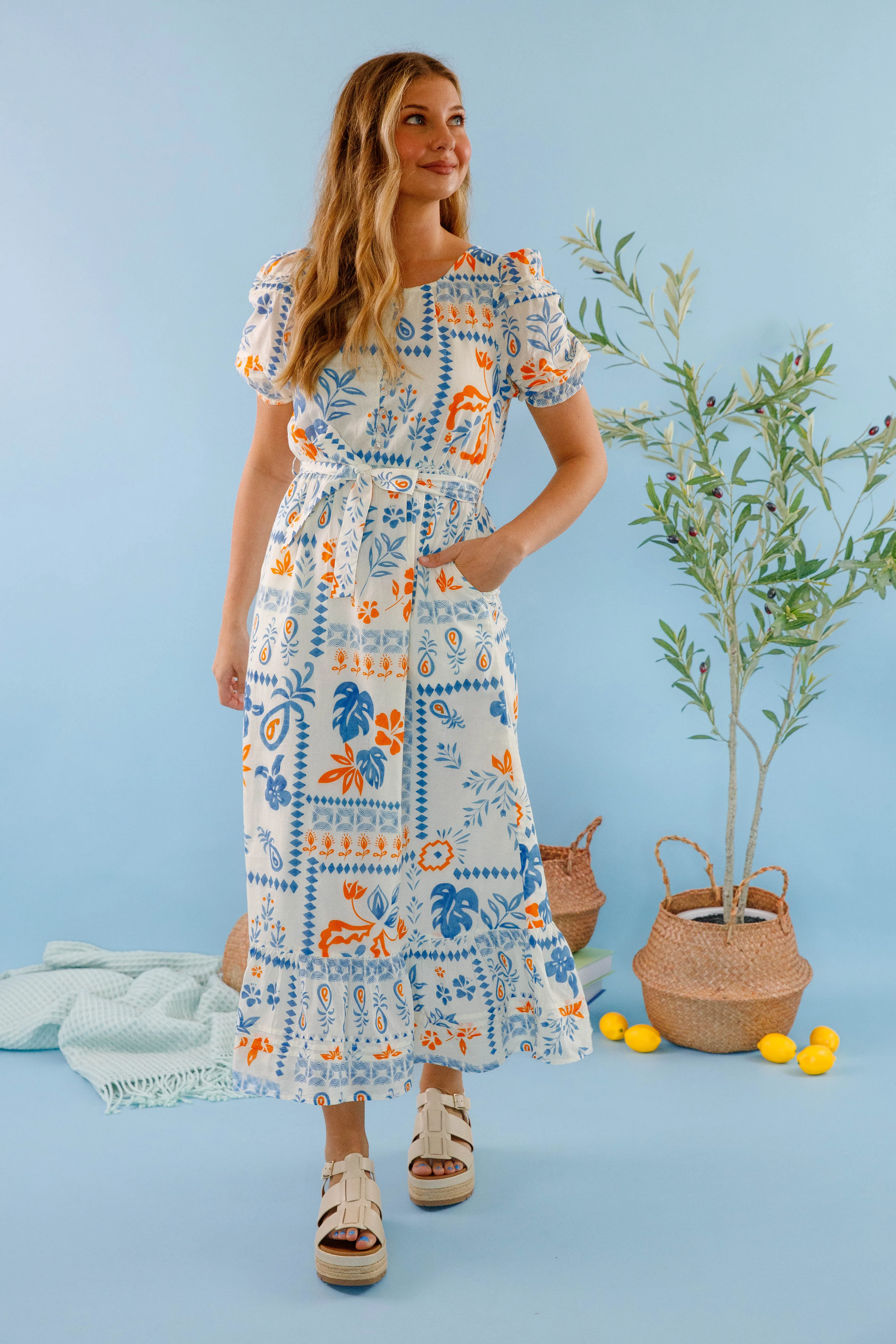 relaxed shape Chic and Cozy Hillhaven Midi Dress